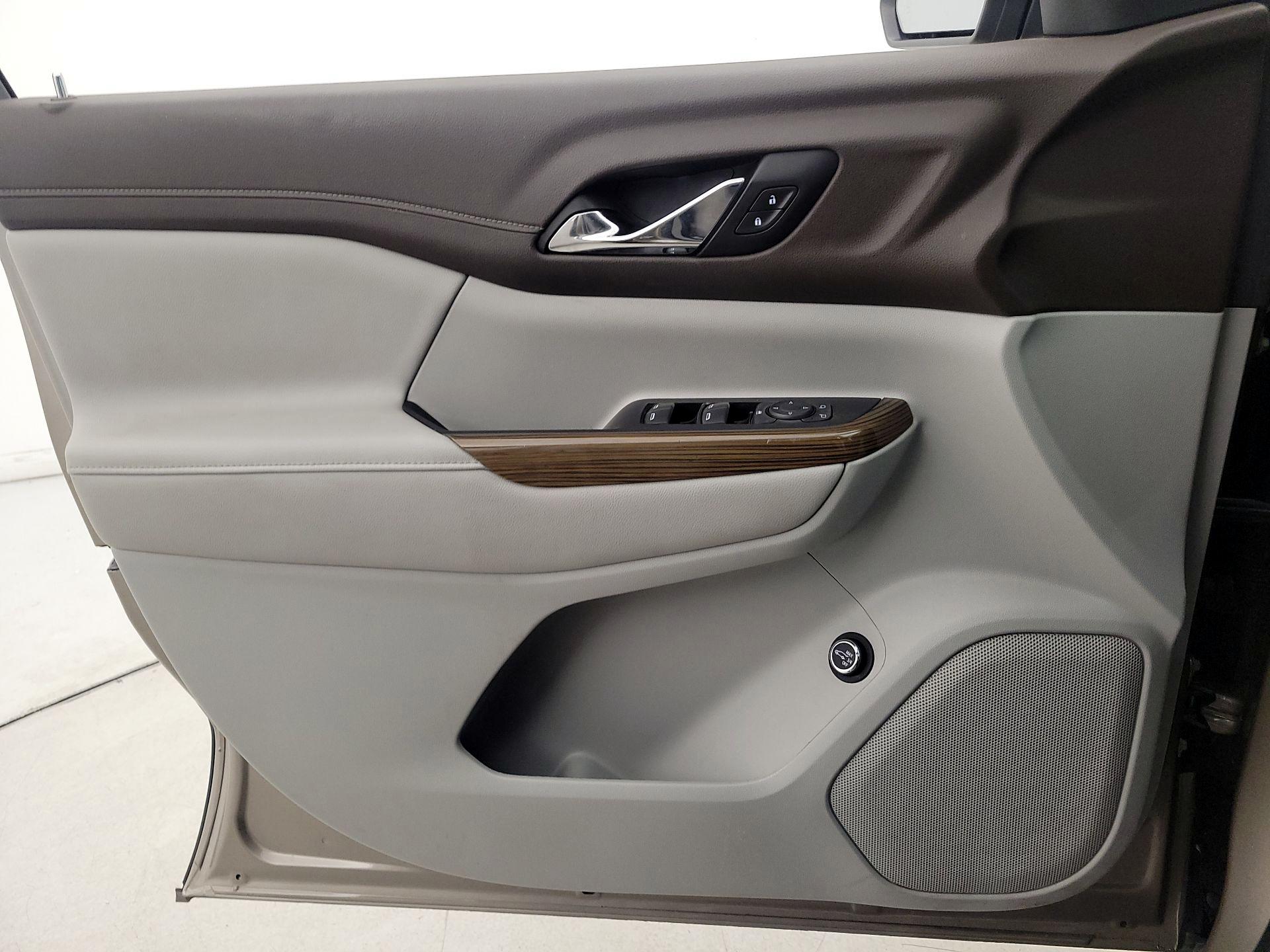 Thumbnail: 2022 GMC Acadia - 12