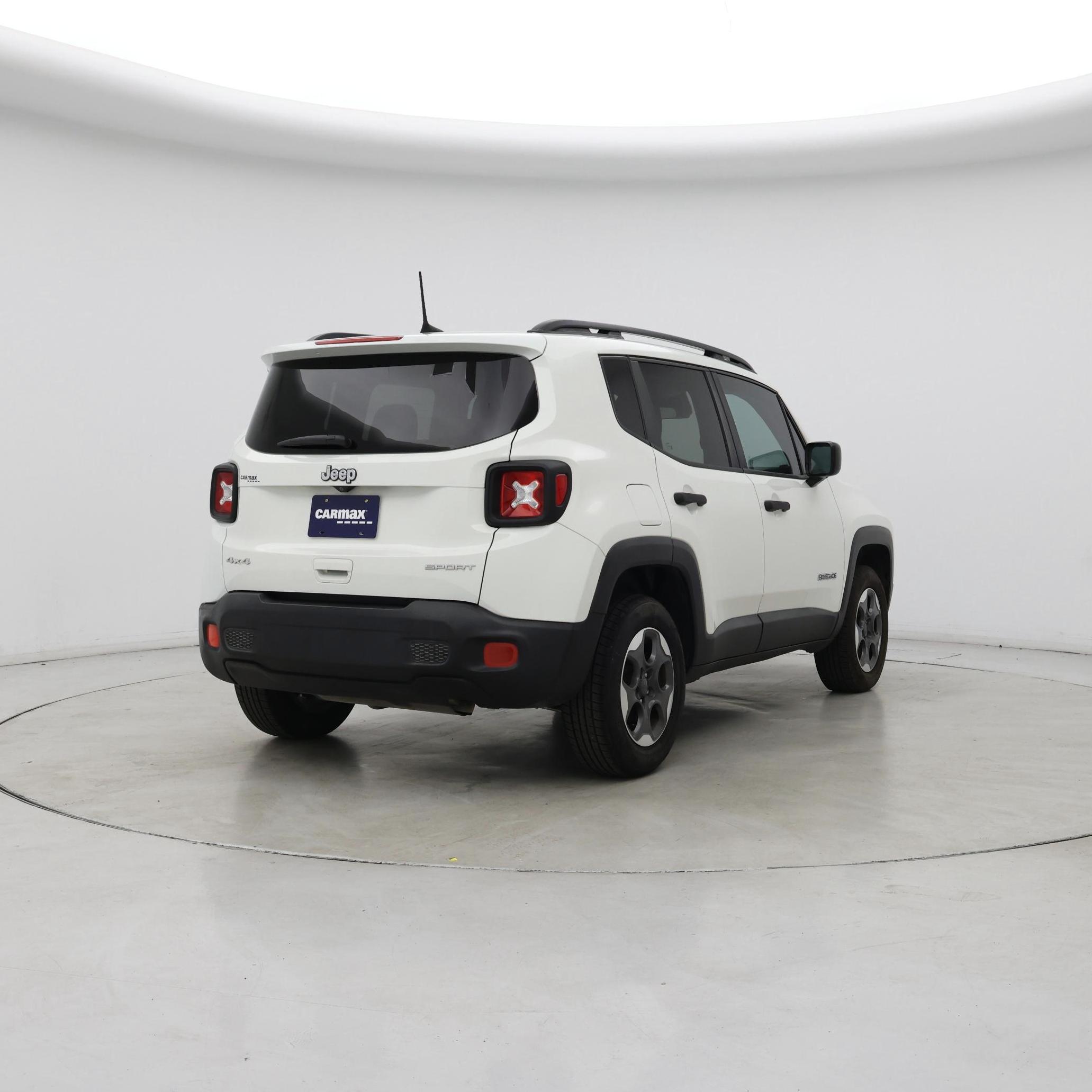 Thumbnail: 2018 Jeep Renegade - 8