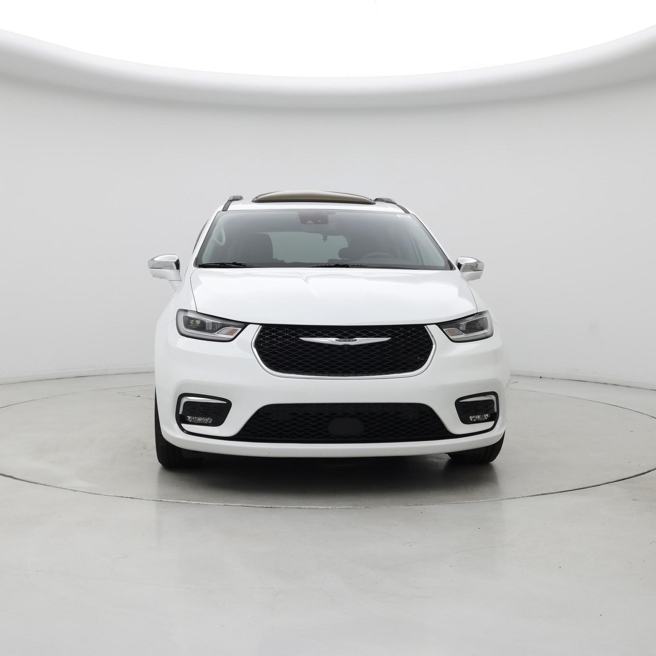 Thumbnail: 2022 Chrysler Pacifica - 5