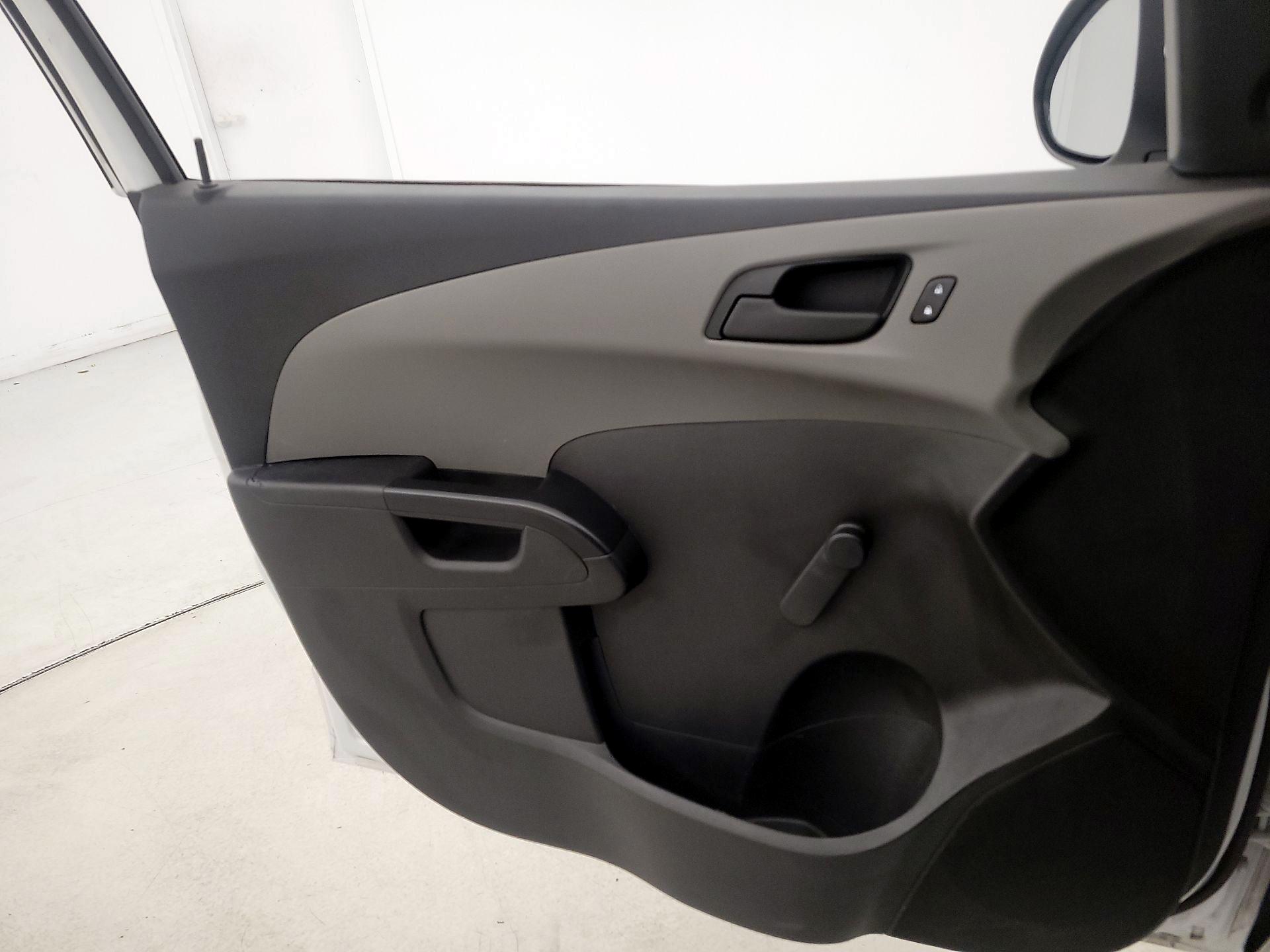 Thumbnail: 2015 Chevrolet Sonic - 12