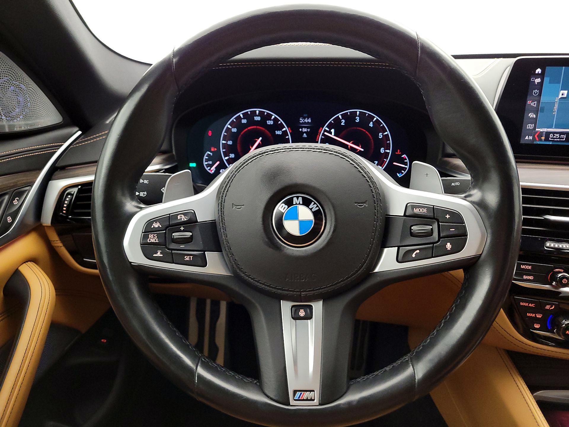 Thumbnail: 2019 BMW 5 Series - 10