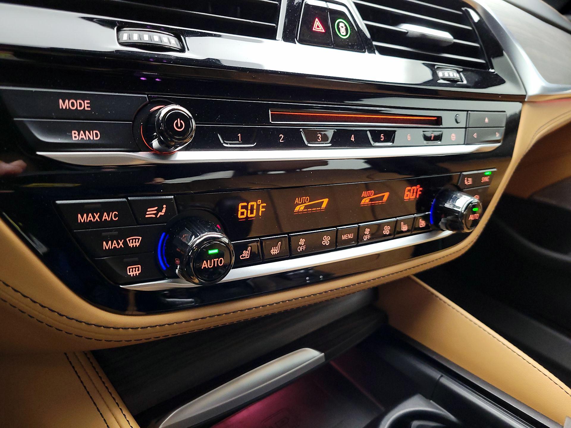 Thumbnail: 2019 BMW 5 Series - 17