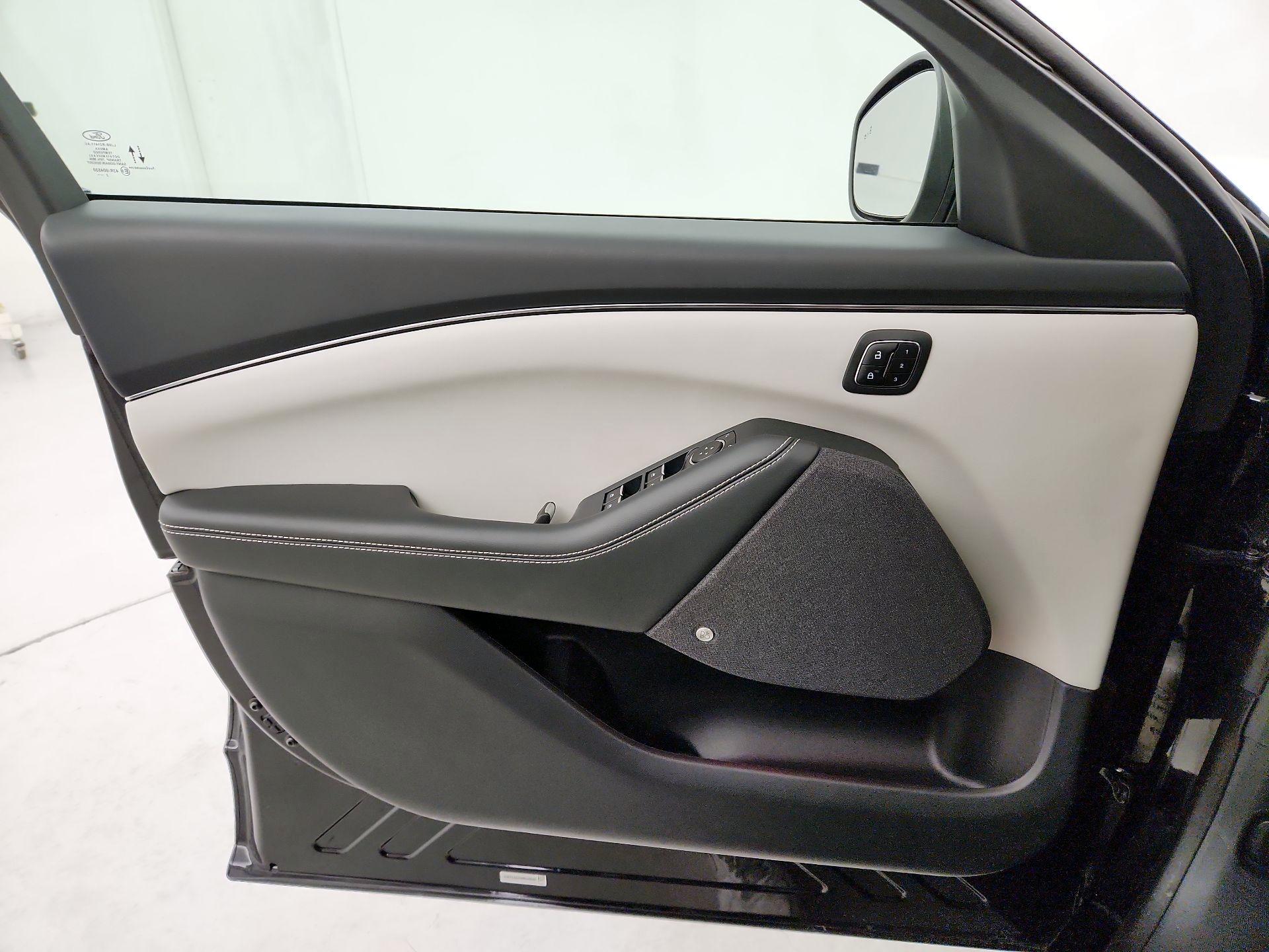 Thumbnail: 2022 Ford Mustang Mach-E - 12