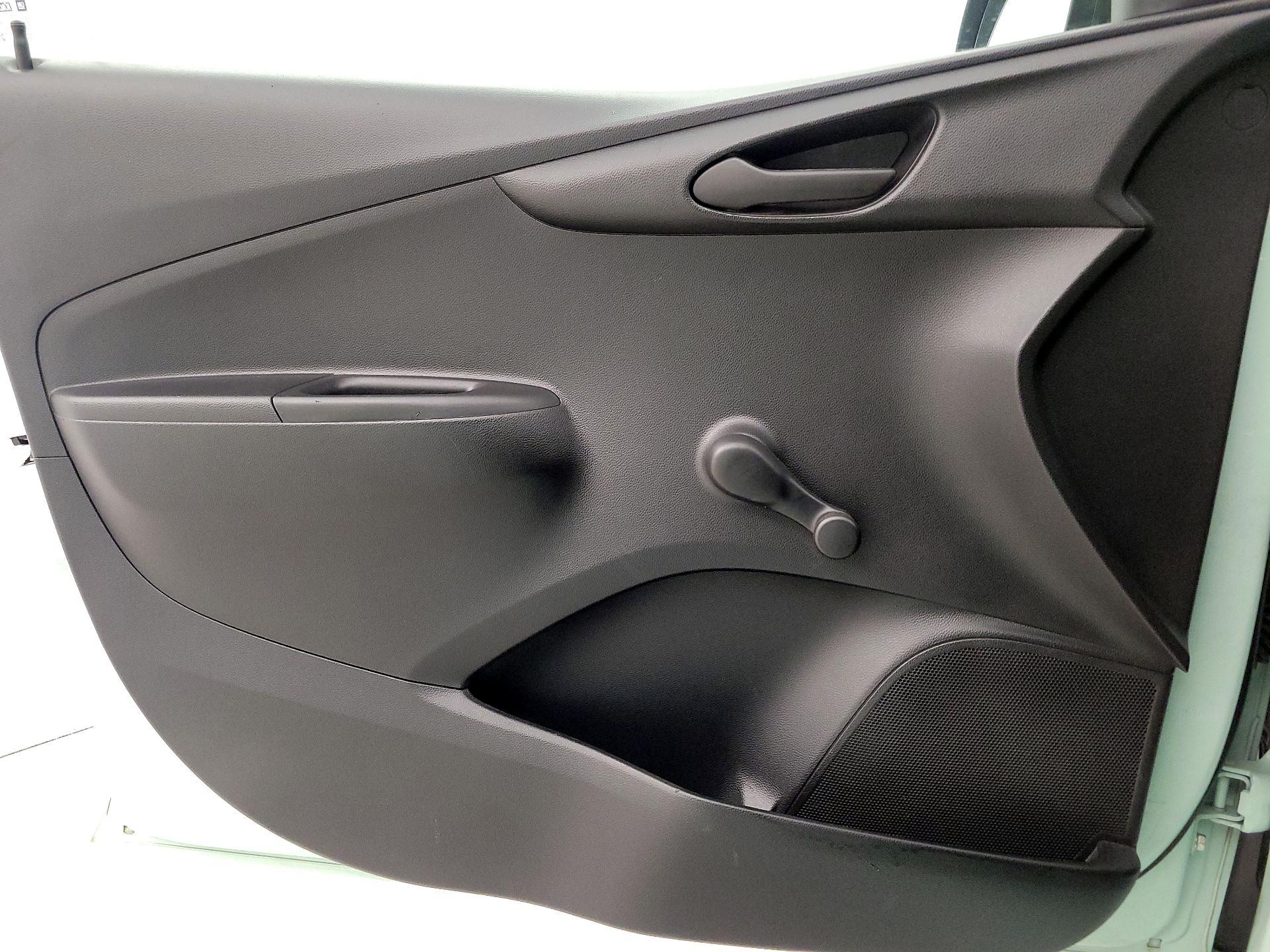 Thumbnail: 2018 Chevrolet Spark - 12