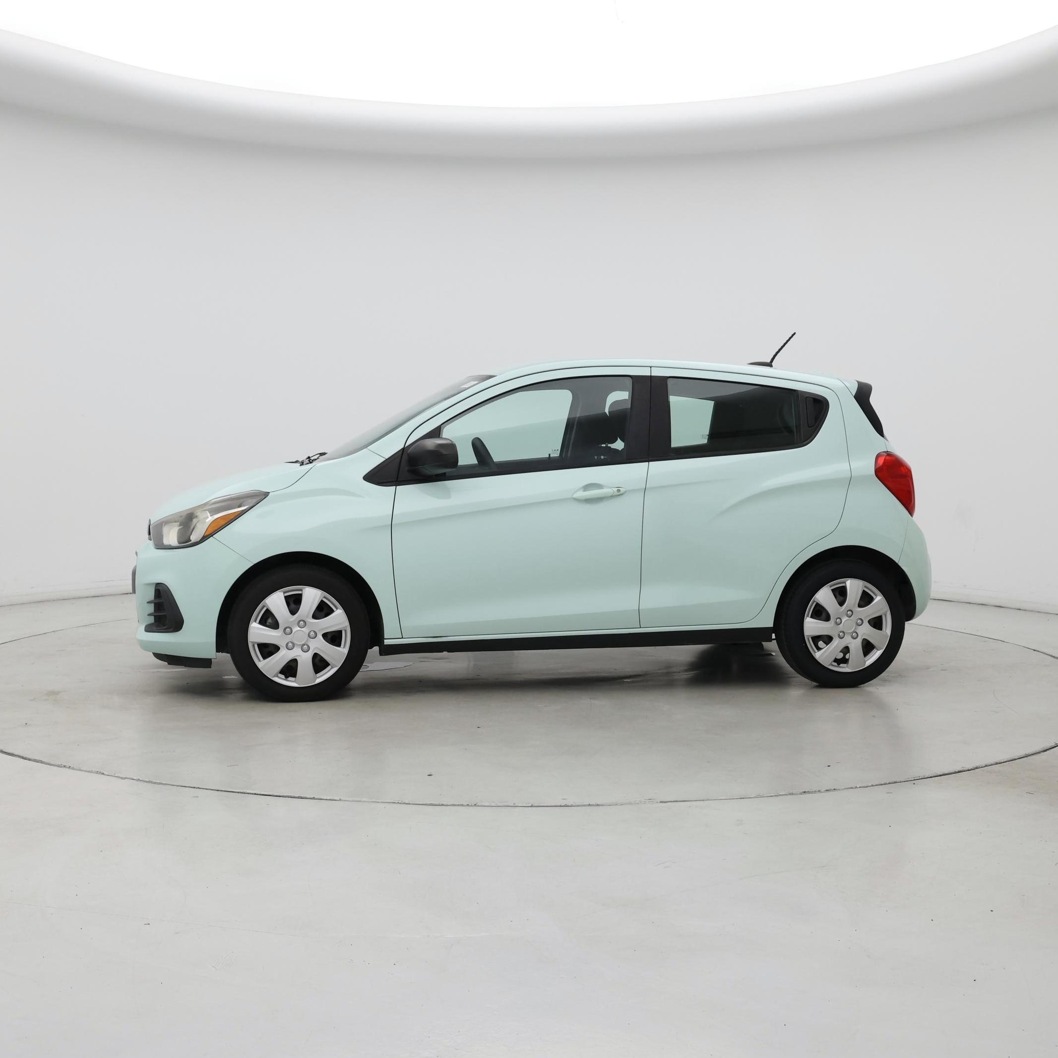 Thumbnail: 2018 Chevrolet Spark - 3