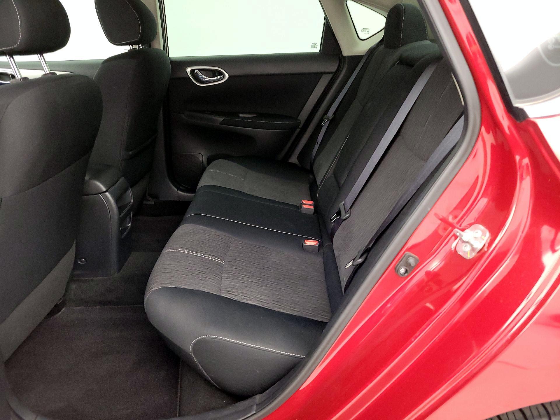 Thumbnail: 2014 Nissan Sentra - 17