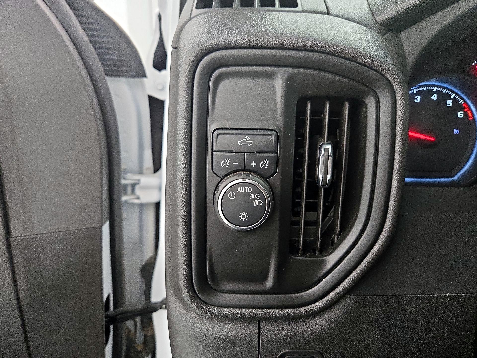 Thumbnail: 2024 Chevrolet Silverado 1500 - 13