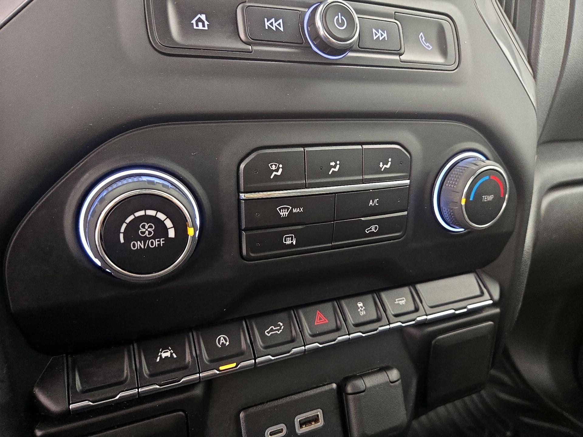 Thumbnail: 2024 Chevrolet Silverado 1500 - 16