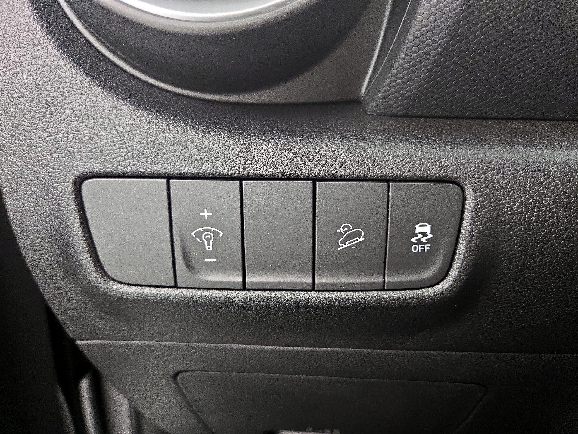 Thumbnail: 2023 Hyundai Kona - 13