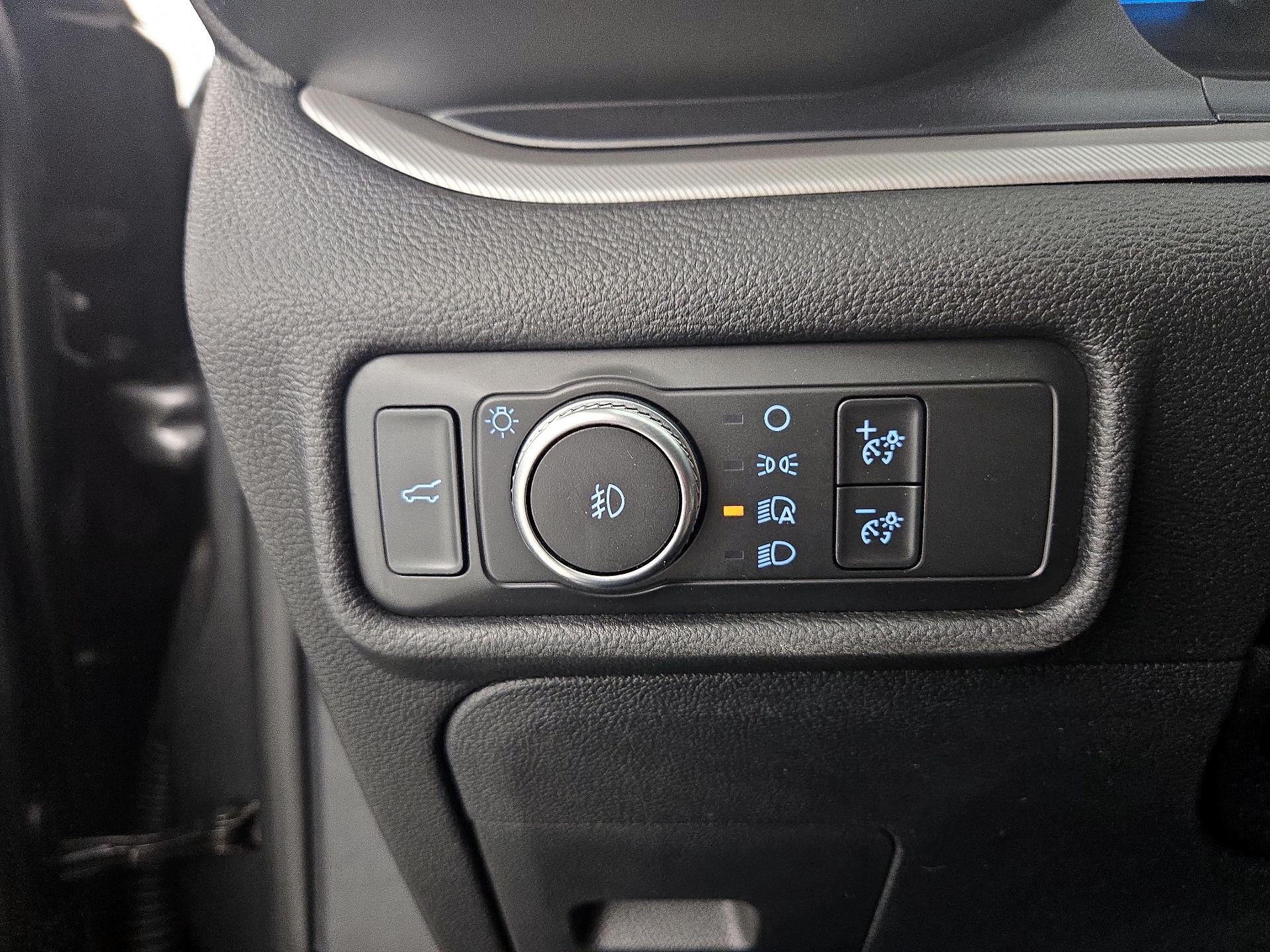 Thumbnail: 2020 Ford Explorer - 13