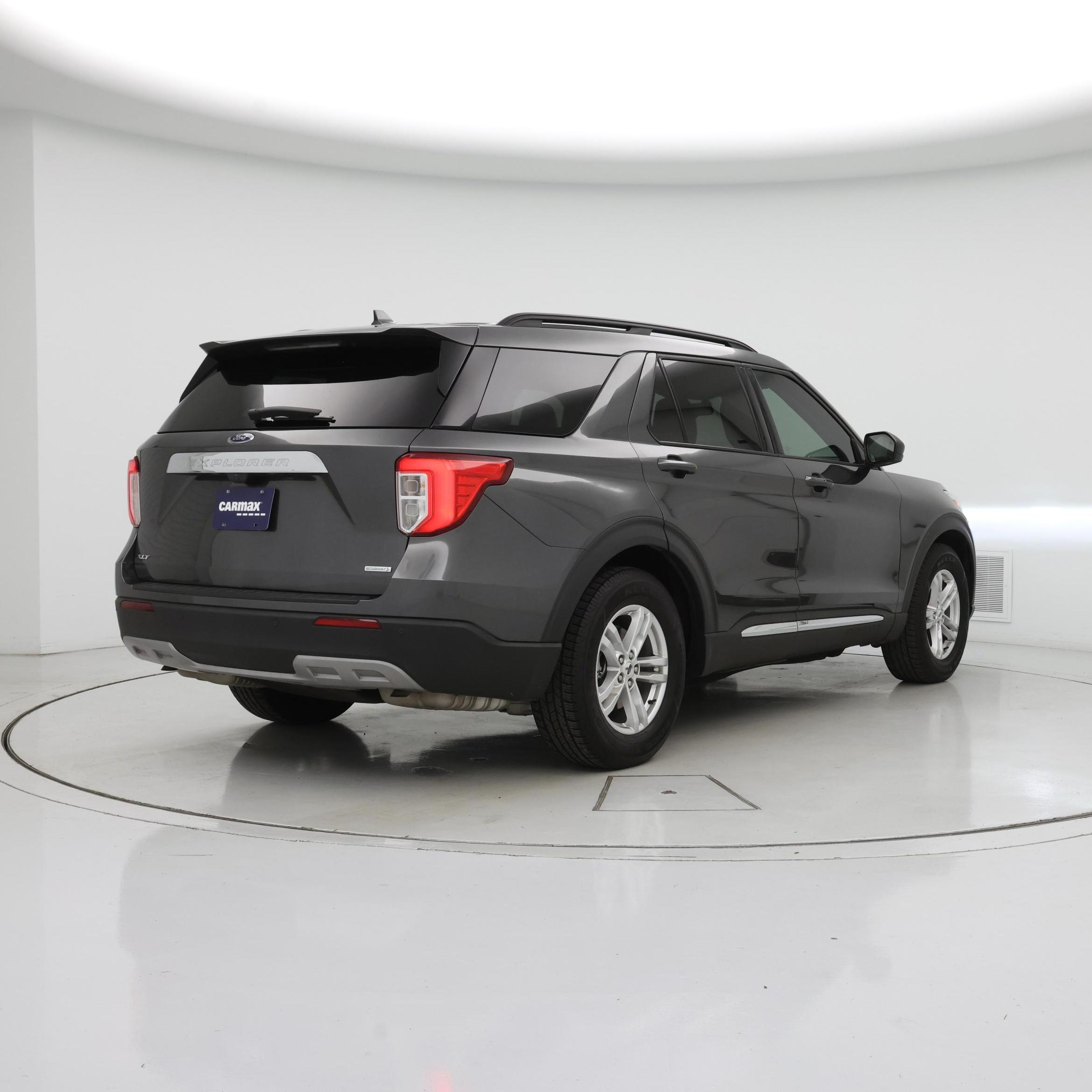 Thumbnail: 2020 Ford Explorer - 8