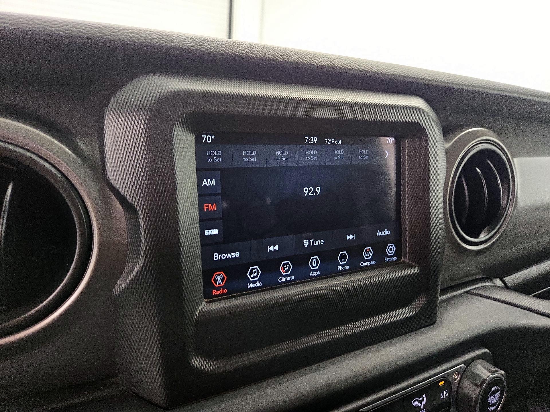 Thumbnail: 2023 Jeep Wrangler - 15