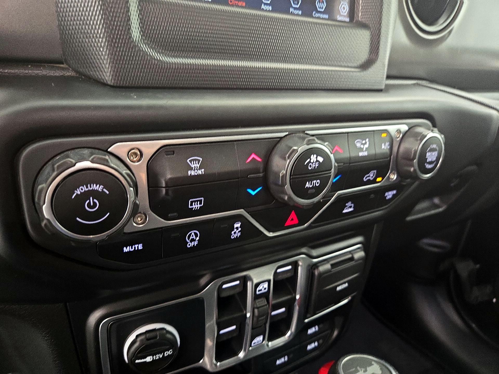 Thumbnail: 2023 Jeep Wrangler - 16