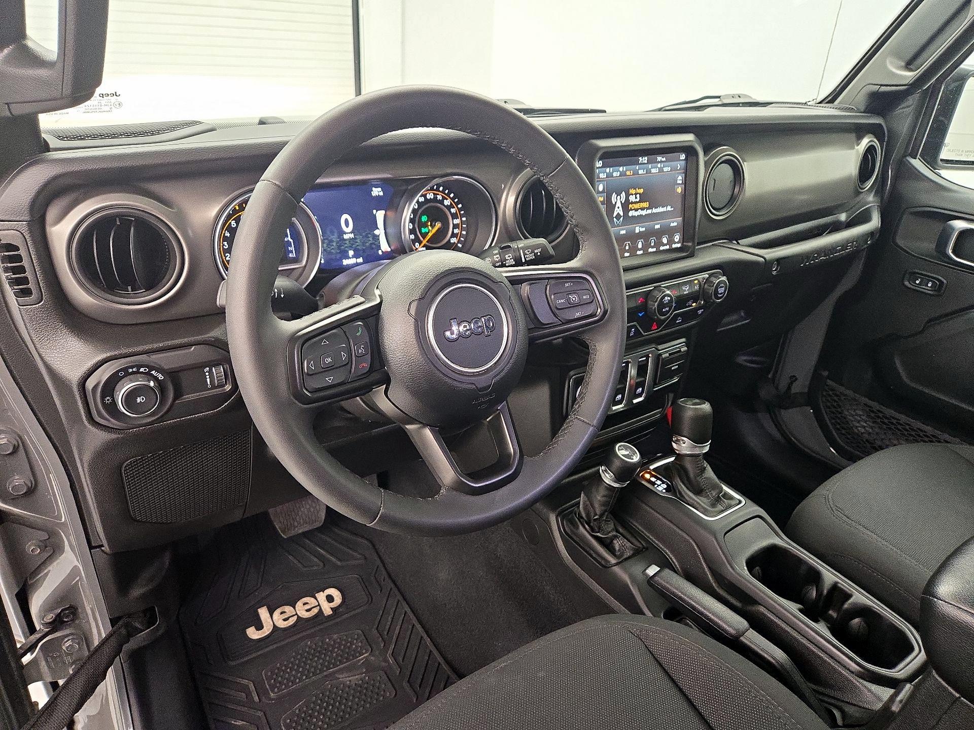 Thumbnail: 2023 Jeep Wrangler - 9