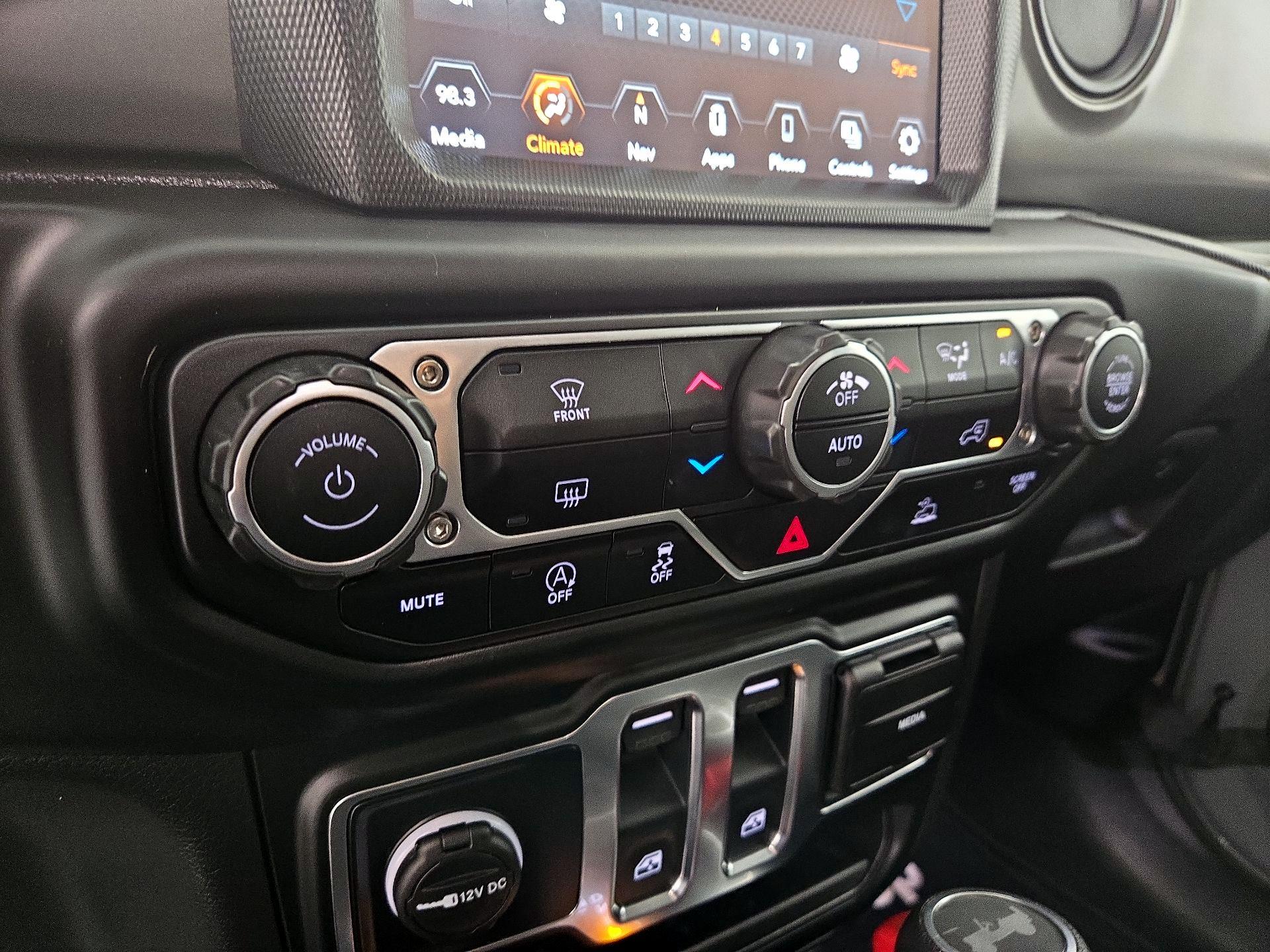 Thumbnail: 2023 Jeep Wrangler - 17