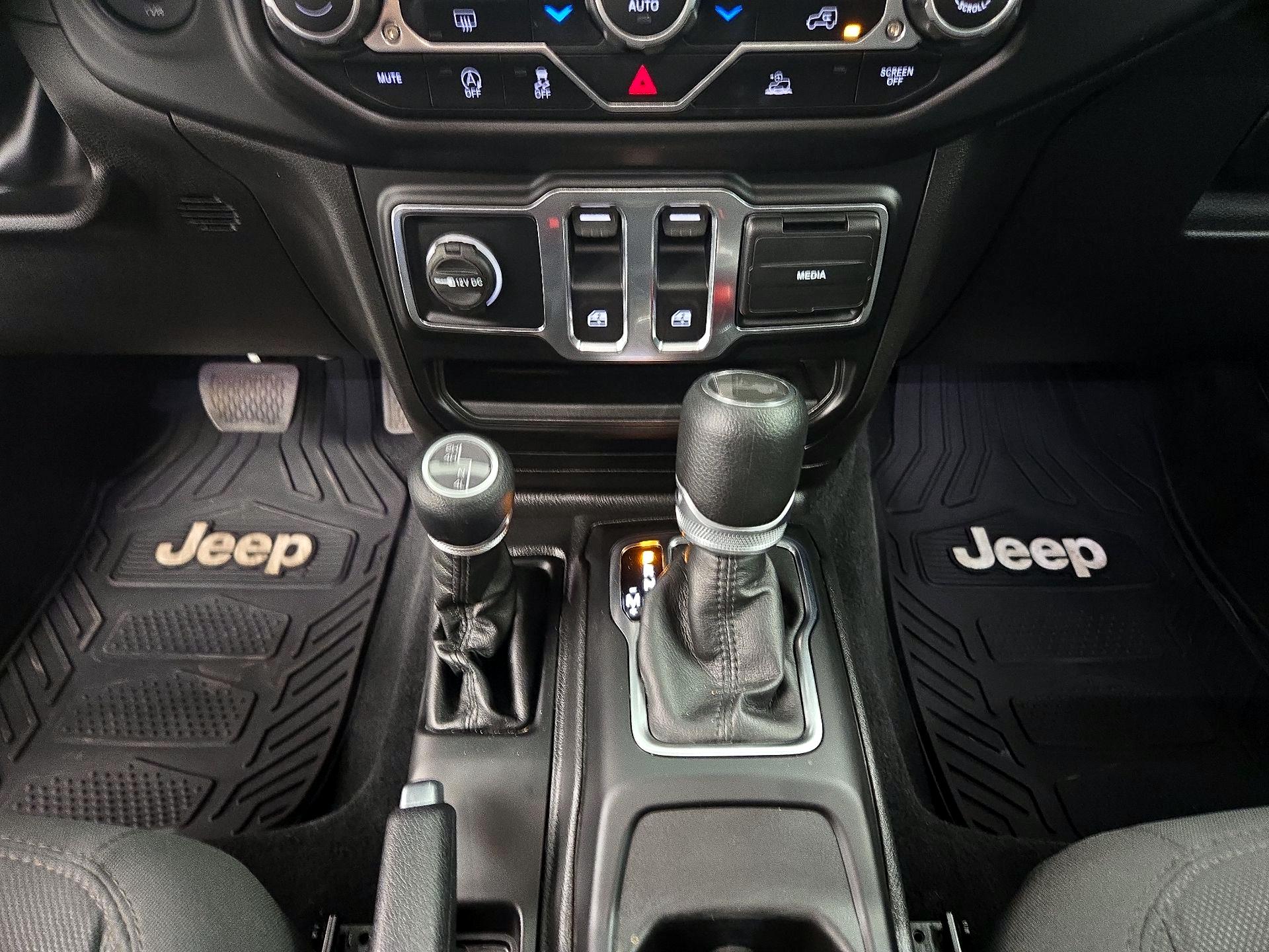 Thumbnail: 2023 Jeep Wrangler - 18