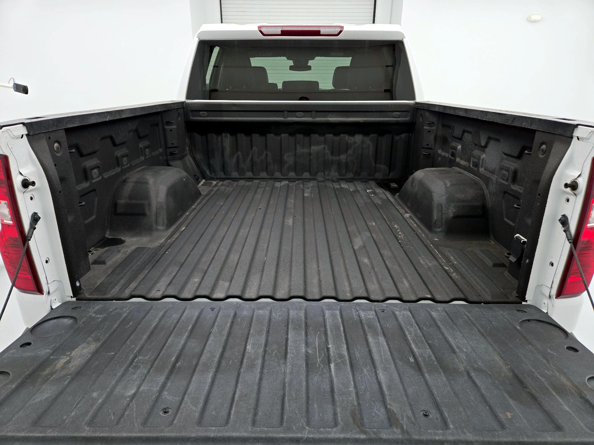 Thumbnail: 2023 Chevrolet Silverado 1500 - 20