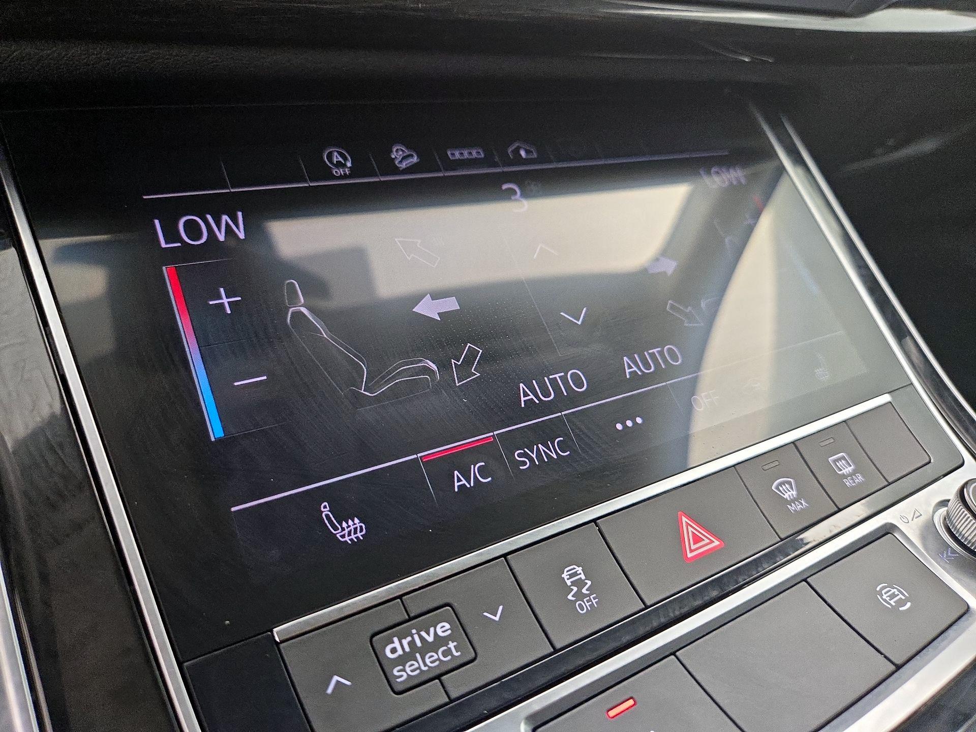 Thumbnail: 2022 Audi Q7 - 16