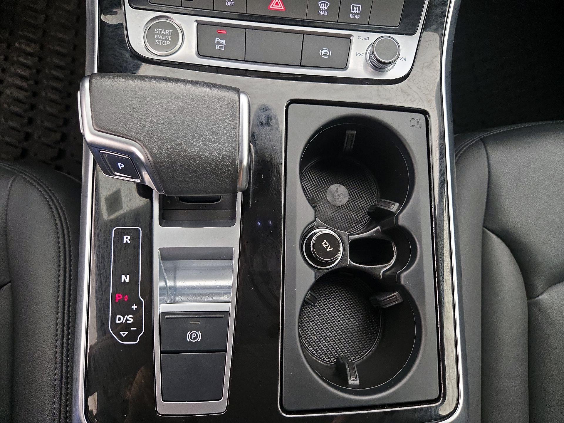 Thumbnail: 2022 Audi Q7 - 17