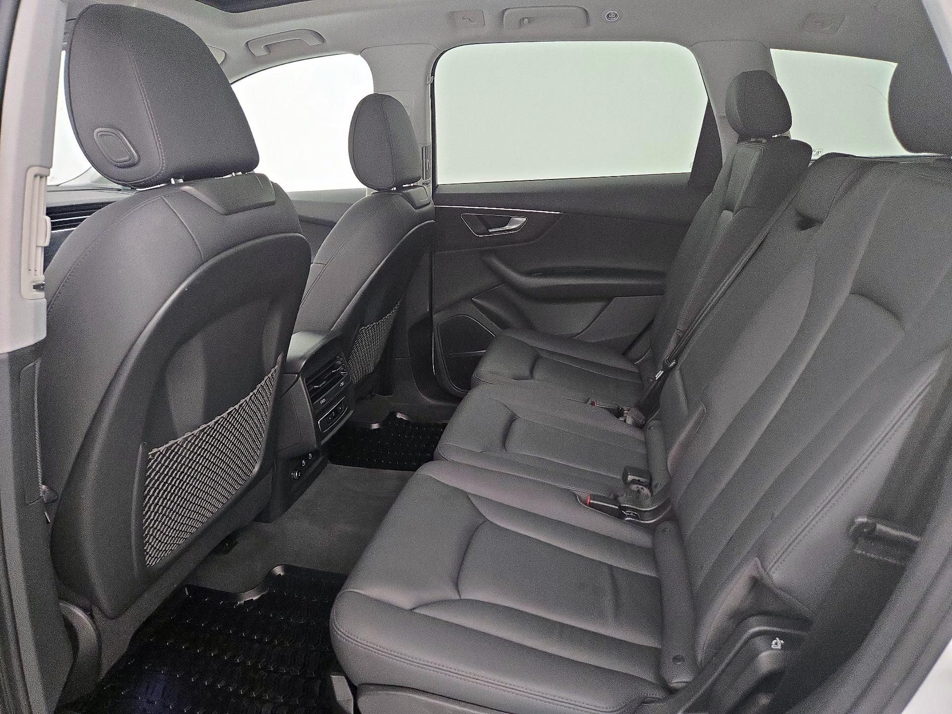 Thumbnail: 2022 Audi Q7 - 20