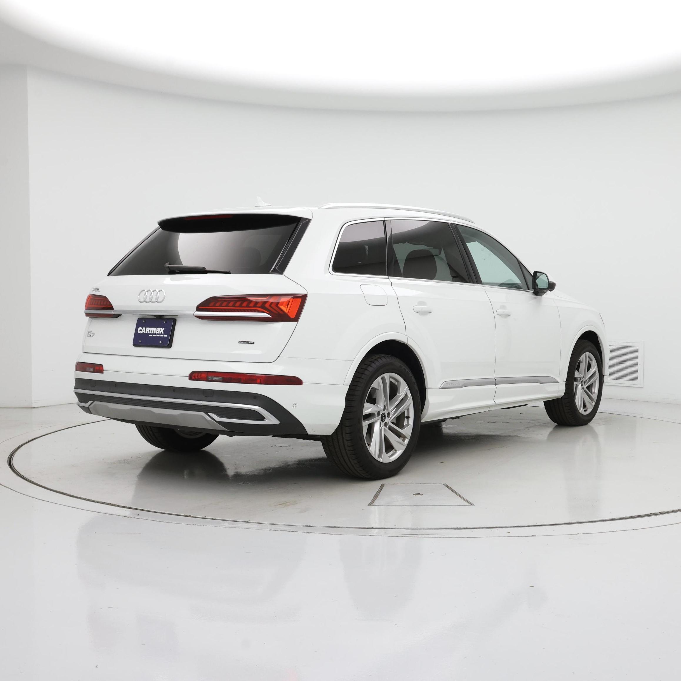 Thumbnail: 2022 Audi Q7 - 8