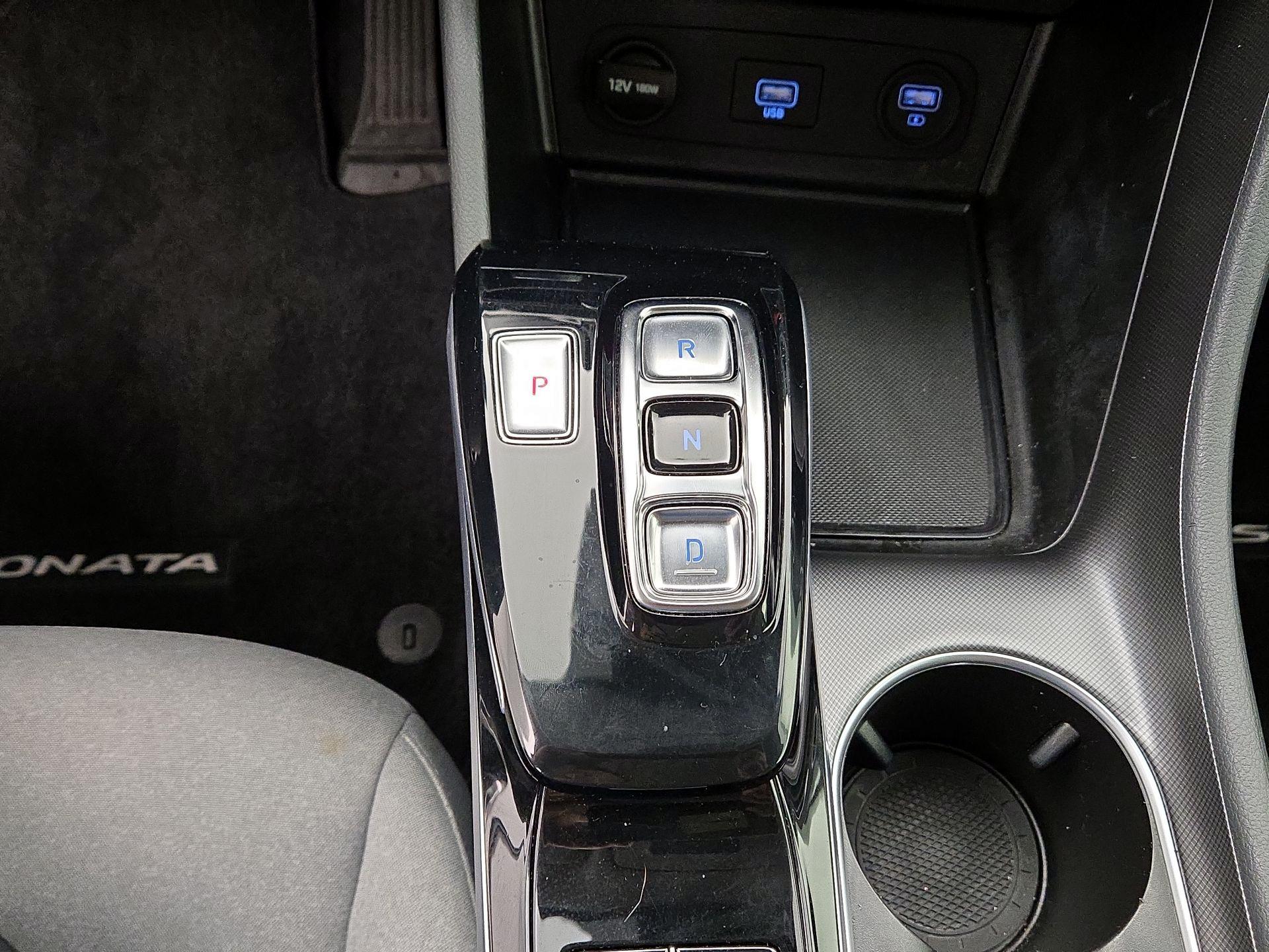 Thumbnail: 2020 Hyundai Sonata - 17