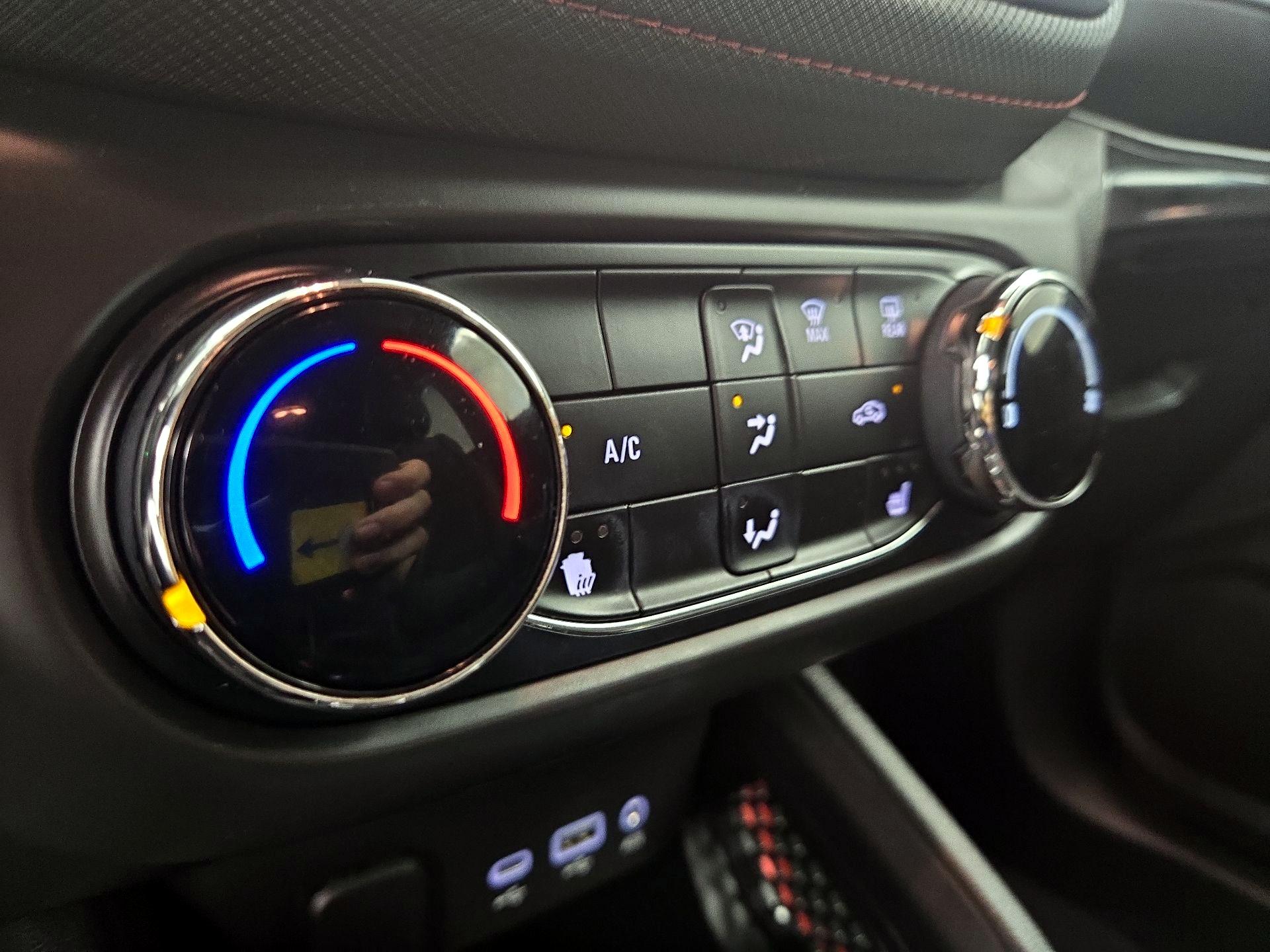 Thumbnail: 2021 Chevrolet TrailBlazer - 16