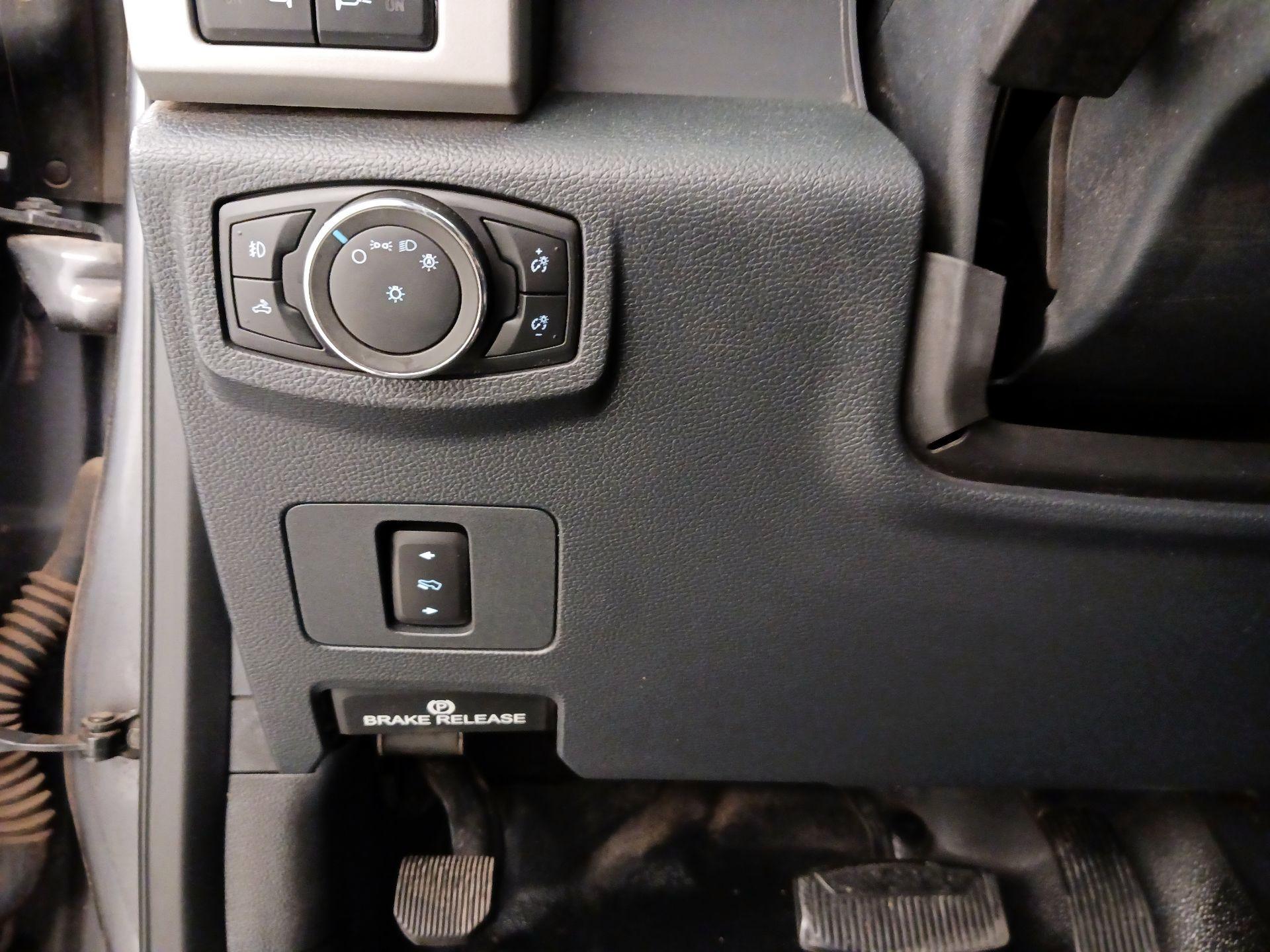 Thumbnail: 2022 Ford F-350 - 13