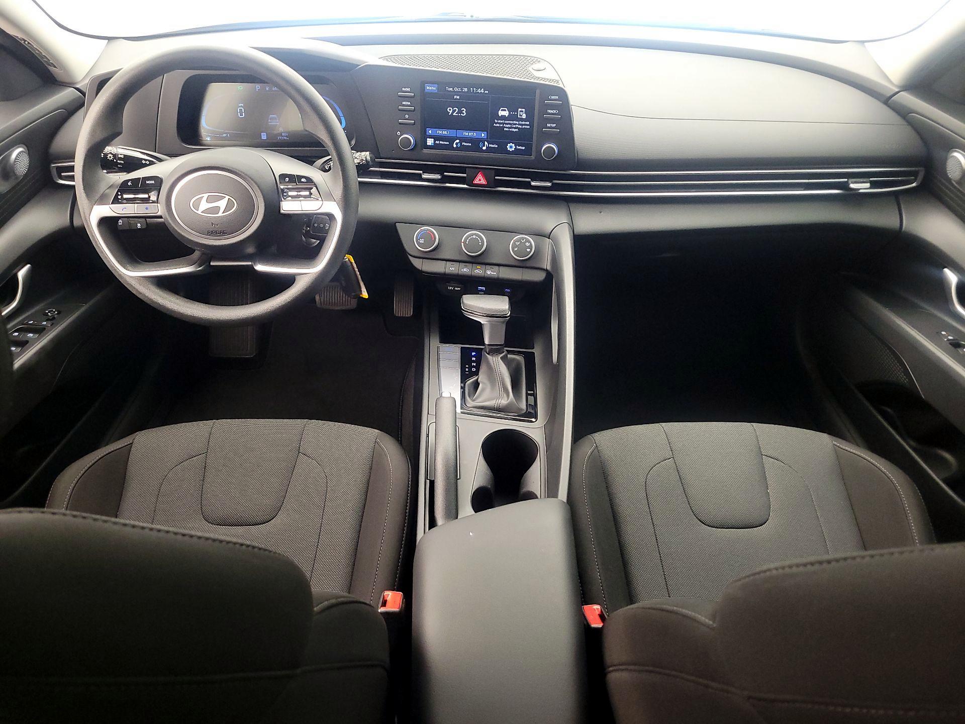 Thumbnail: 2024 Hyundai Elantra - 9