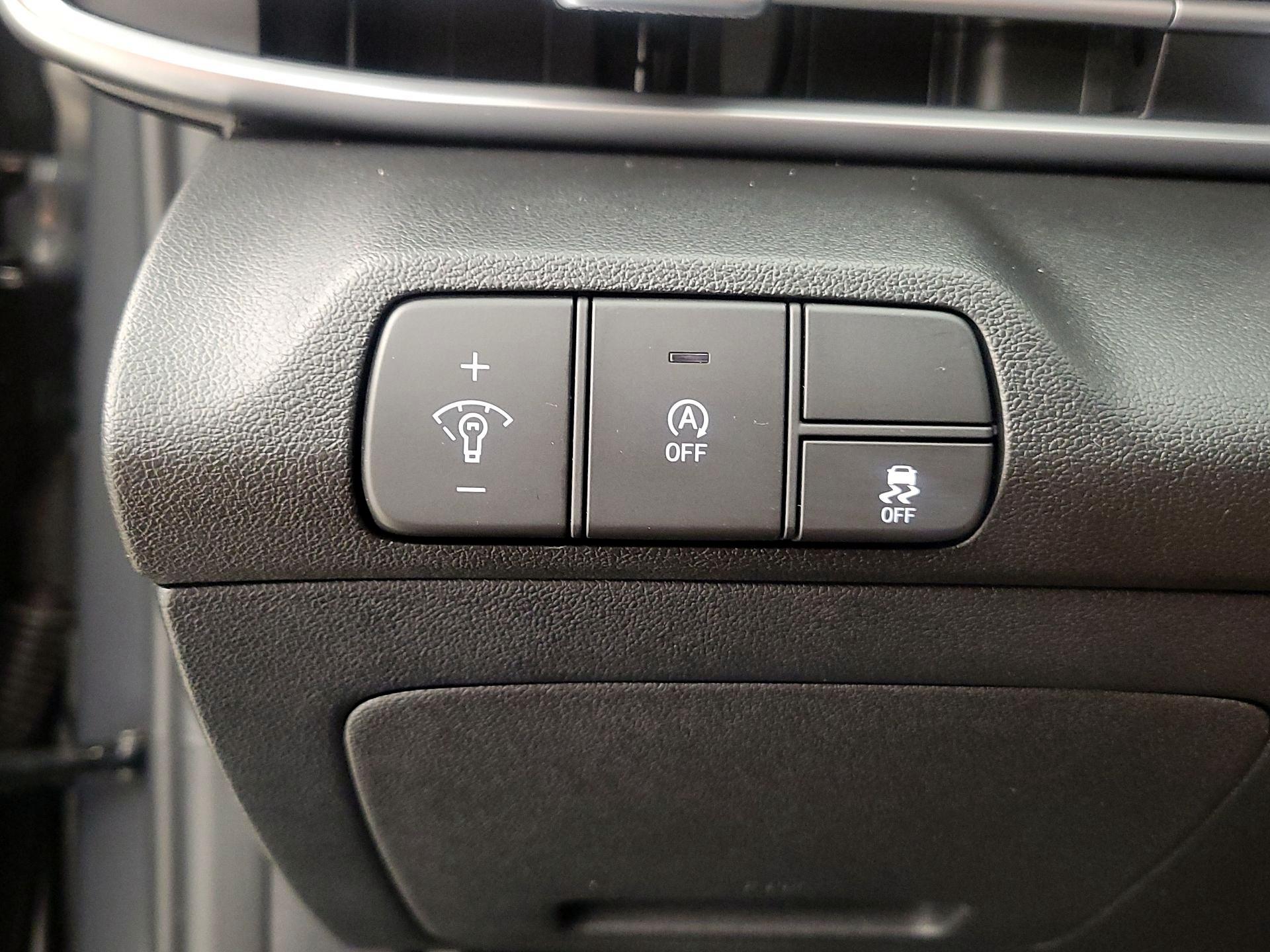 Thumbnail: 2024 Hyundai Elantra - 13