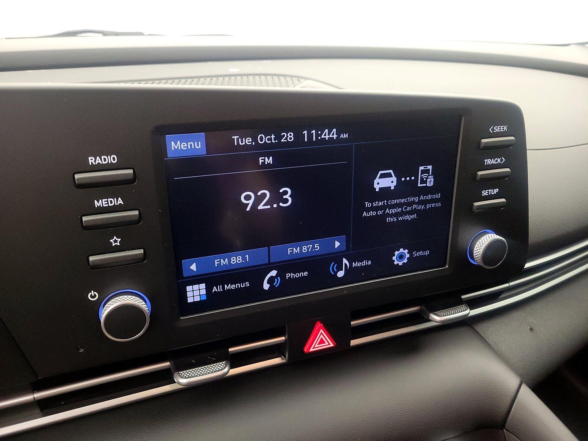 Thumbnail: 2024 Hyundai Elantra - 15