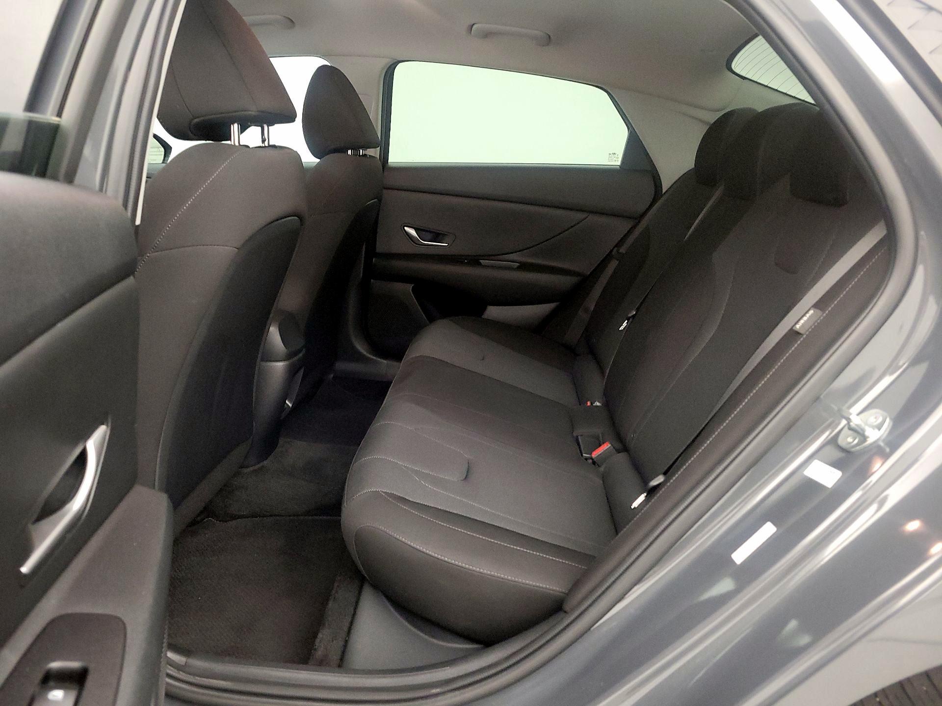 Thumbnail: 2024 Hyundai Elantra - 19