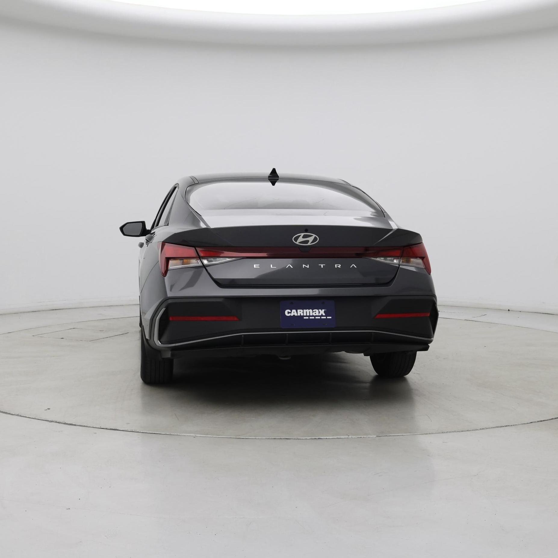 Thumbnail: 2024 Hyundai Elantra - 6