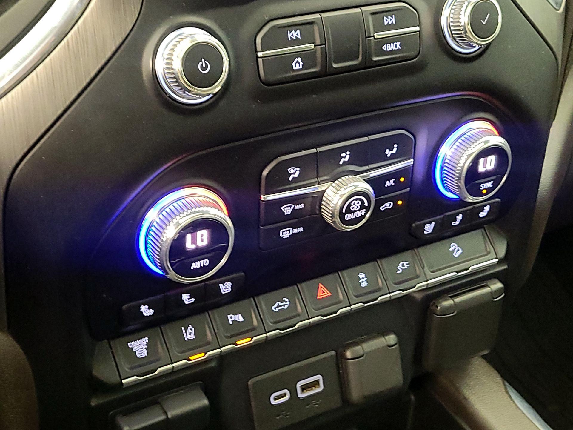 Thumbnail: 2020 GMC Sierra 2500 - 16