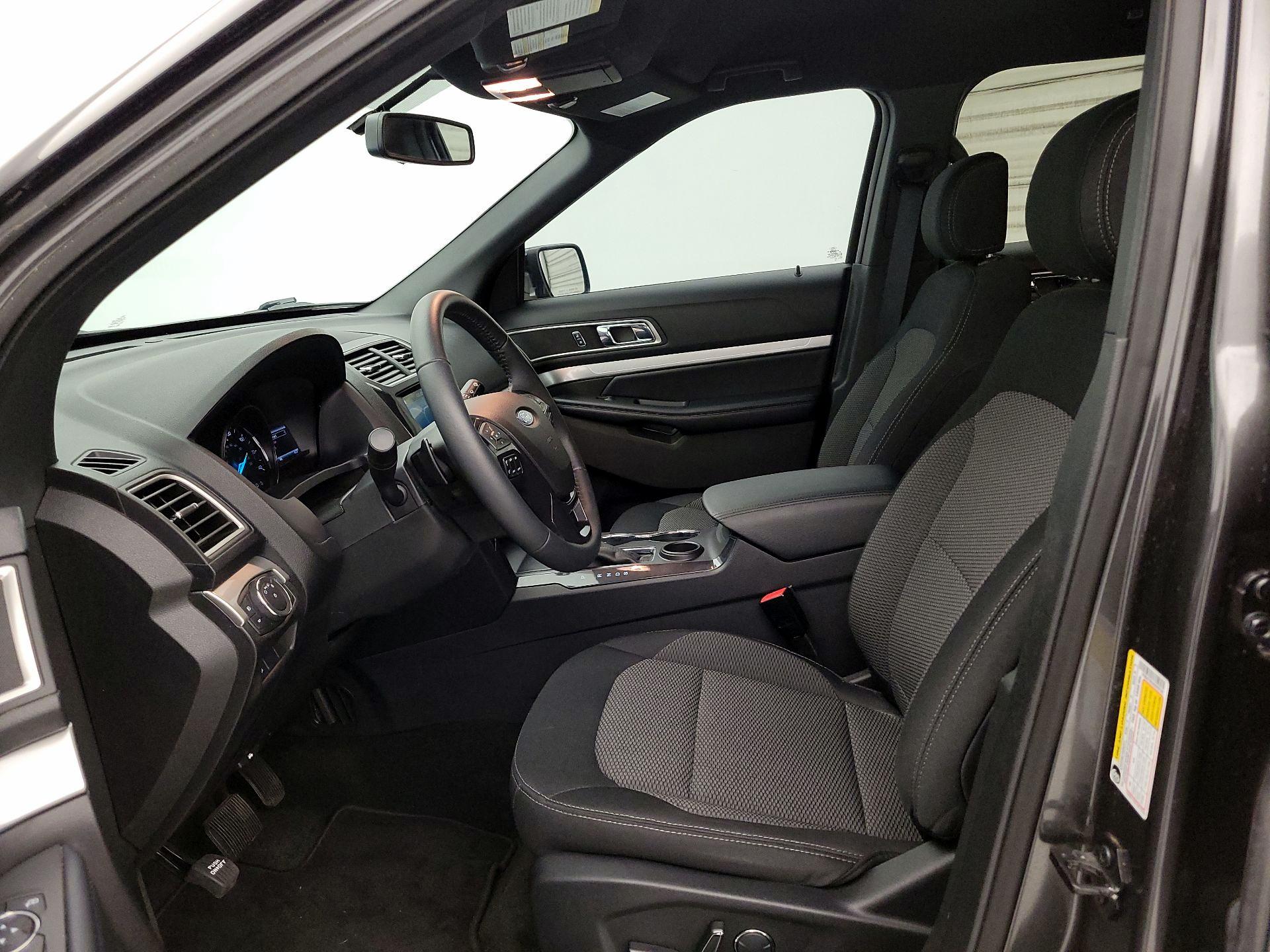 Thumbnail: 2017 Ford Explorer - 11