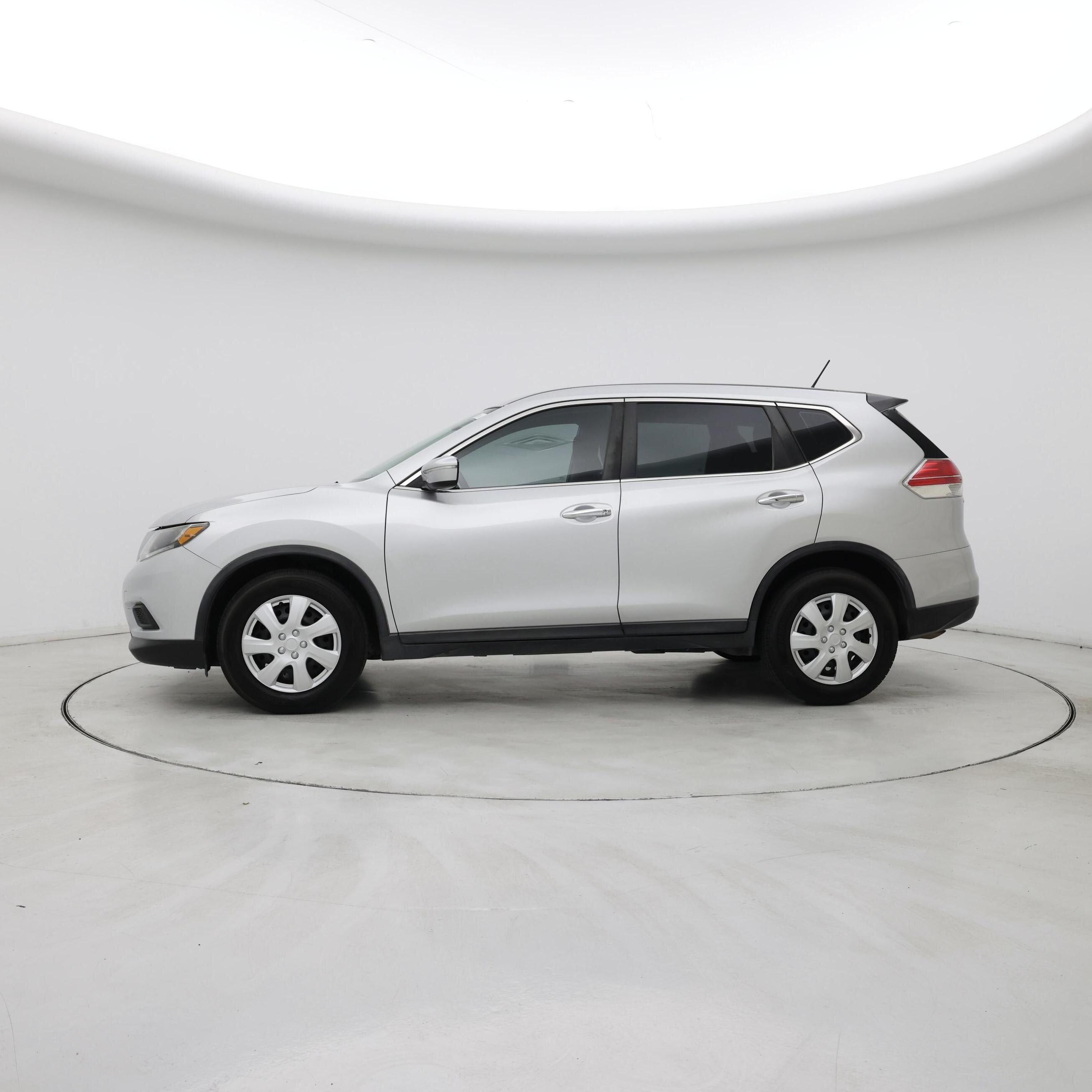 Thumbnail: 2015 Nissan Rogue - 3