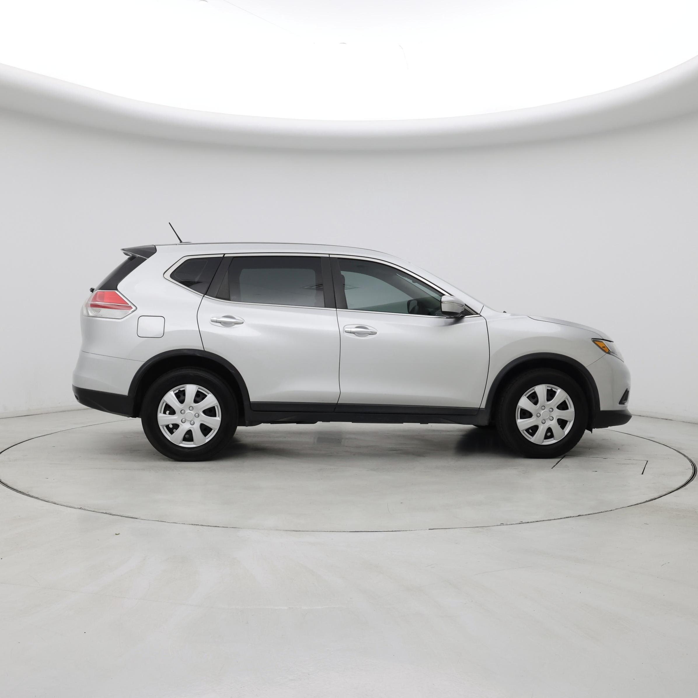 Thumbnail: 2015 Nissan Rogue - 7