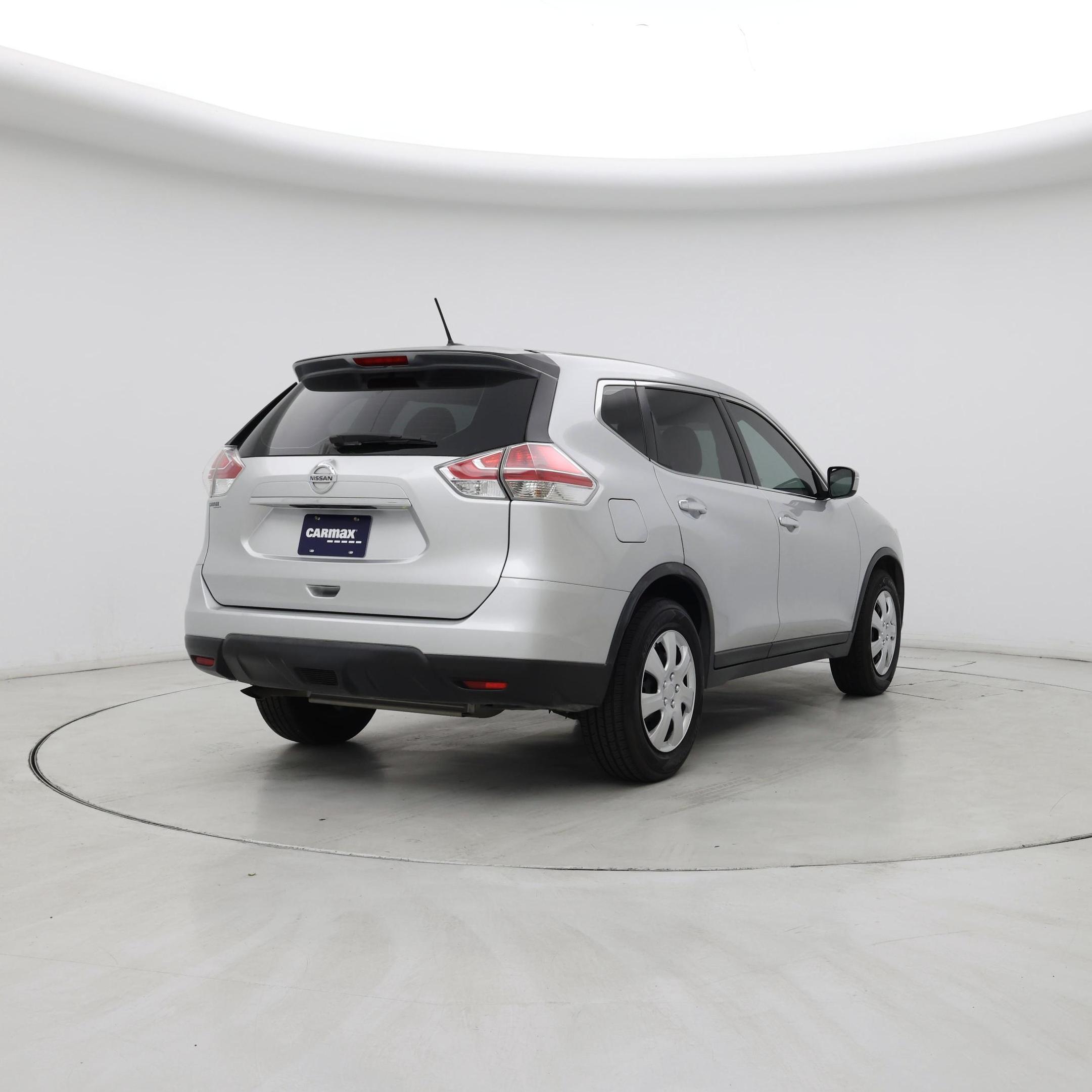 Thumbnail: 2015 Nissan Rogue - 8