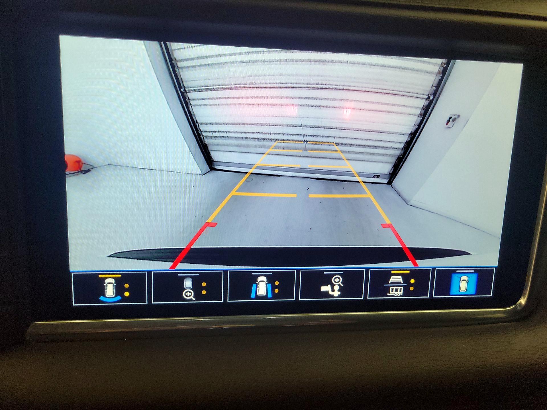 Thumbnail: 2021 GMC Yukon - 15