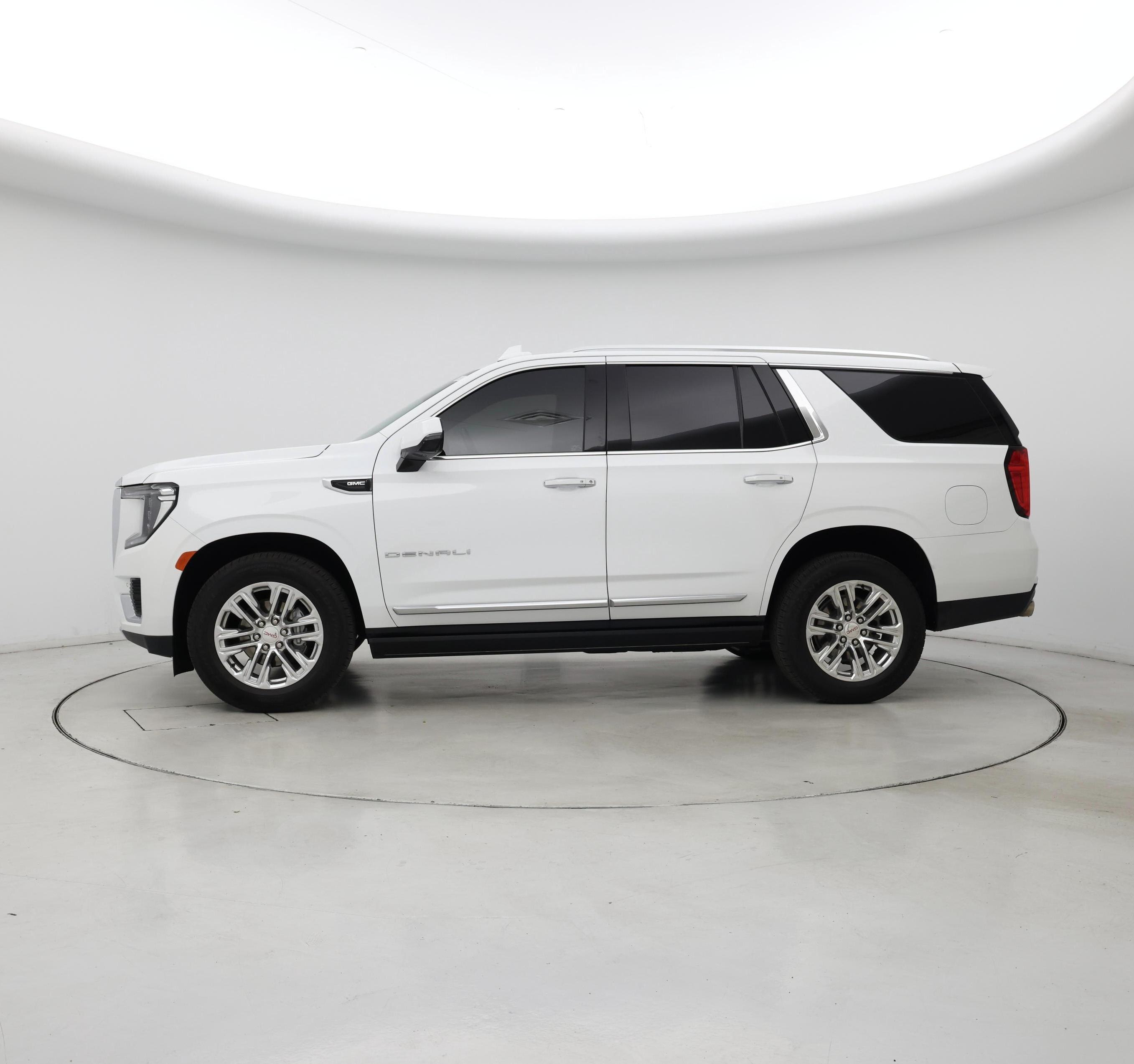 Thumbnail: 2021 GMC Yukon - 3