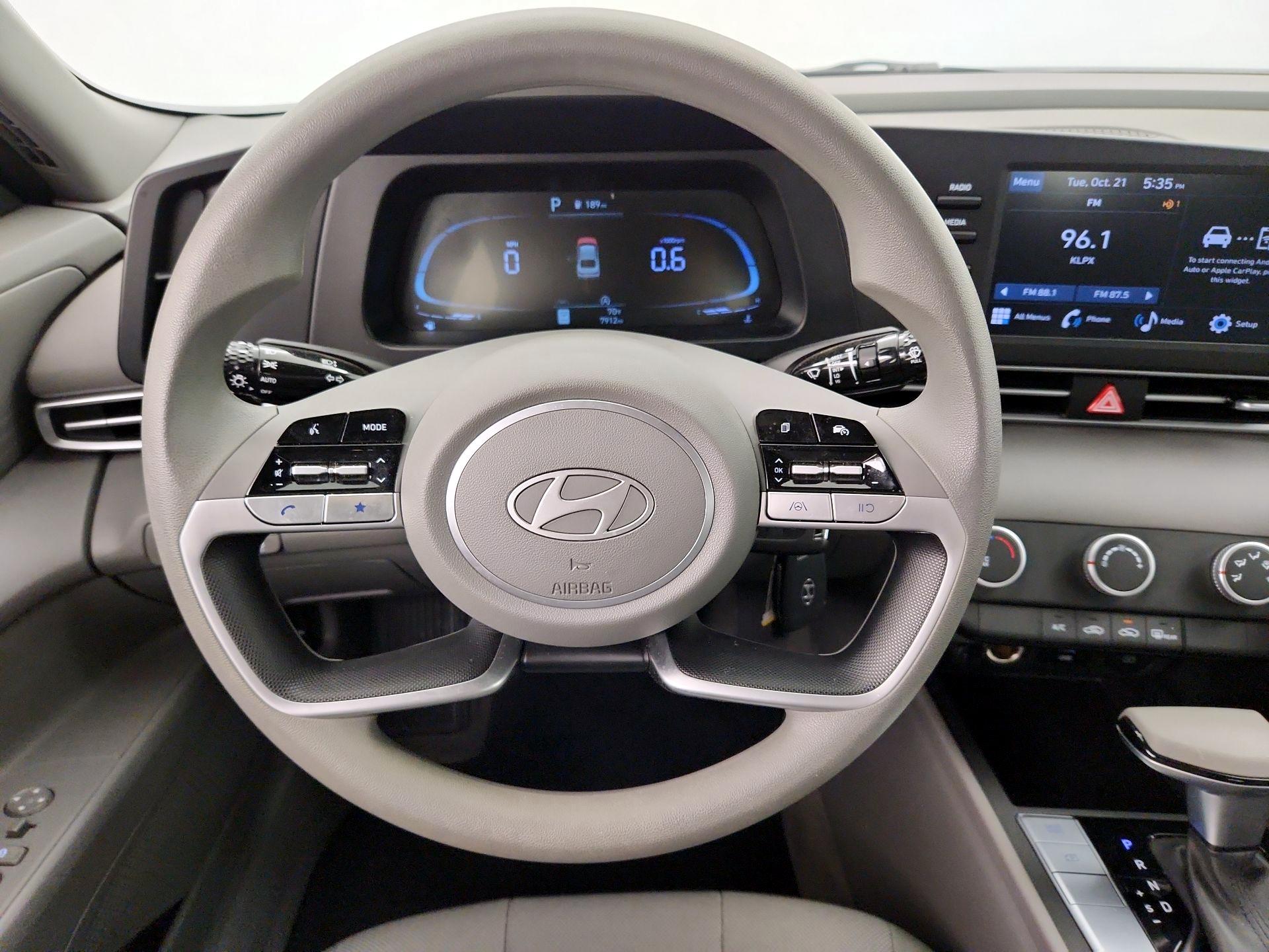 Thumbnail: 2024 Hyundai Elantra - 10