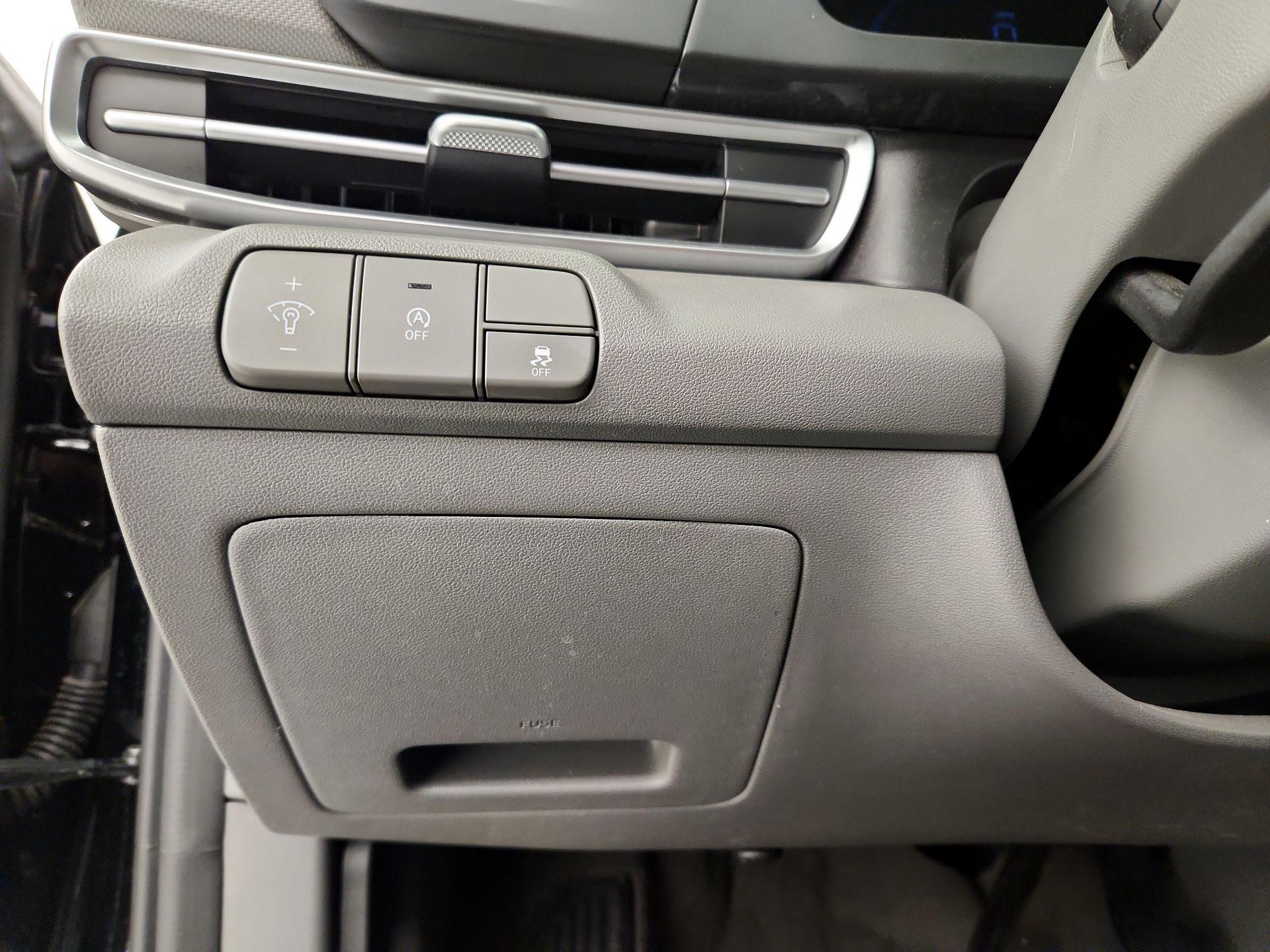 Thumbnail: 2024 Hyundai Elantra - 13