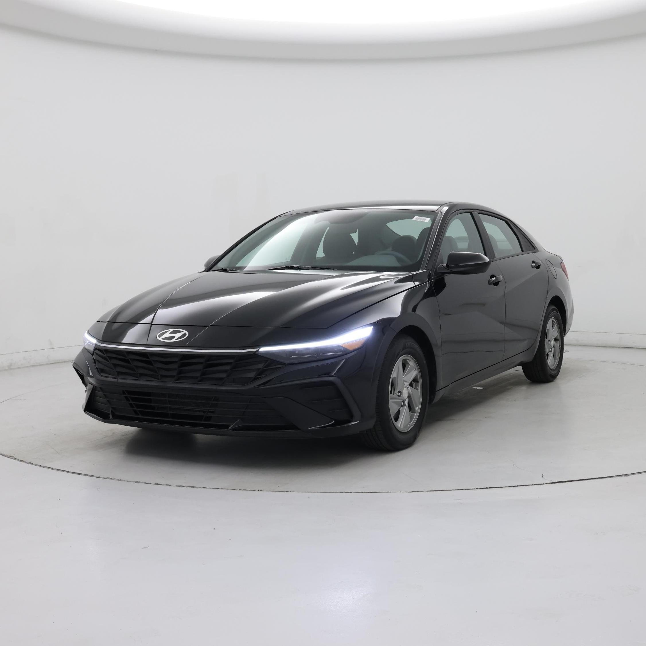 Thumbnail: 2024 Hyundai Elantra - 4