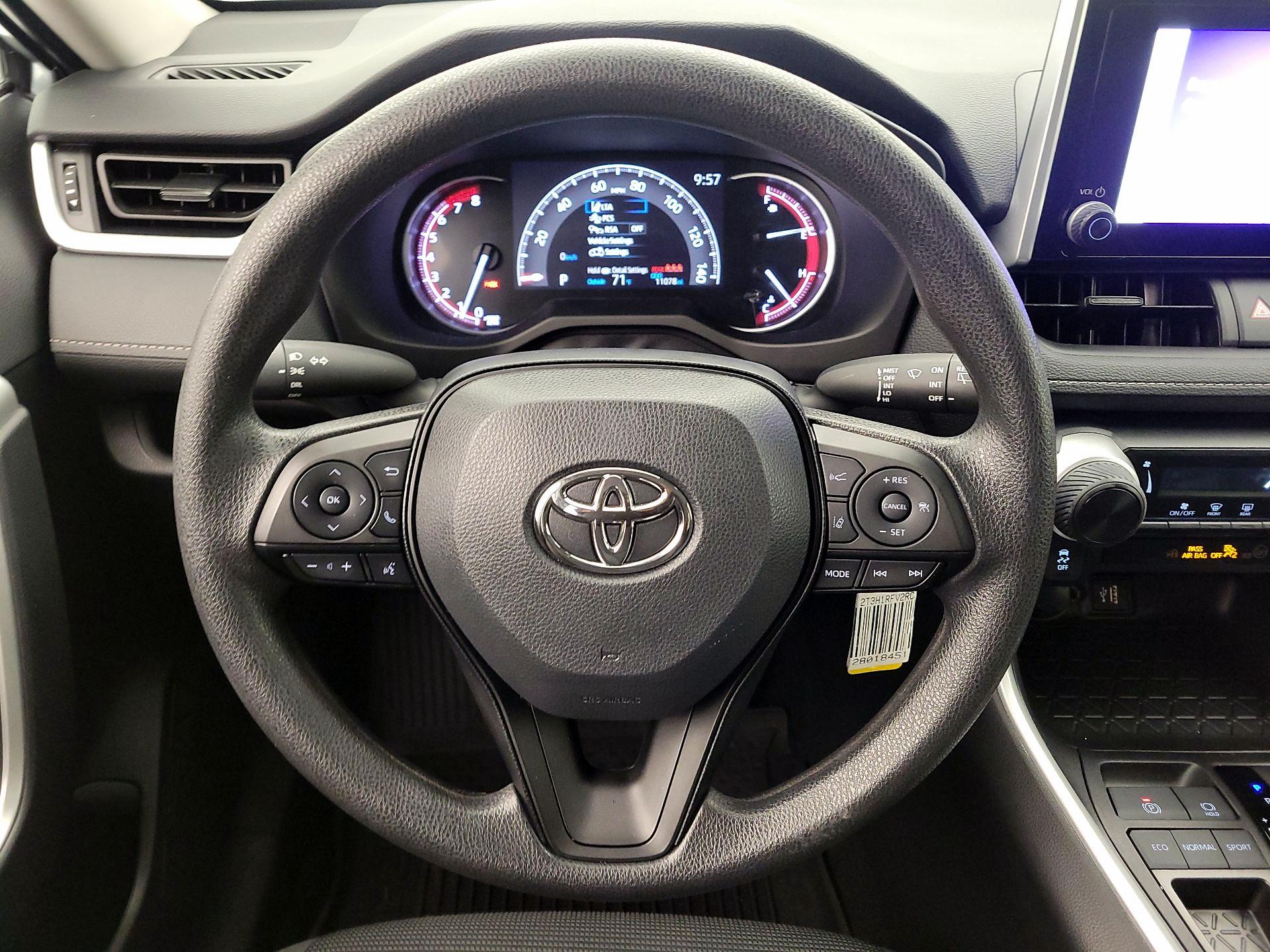 Thumbnail: 2024 Toyota RAV4 - 10