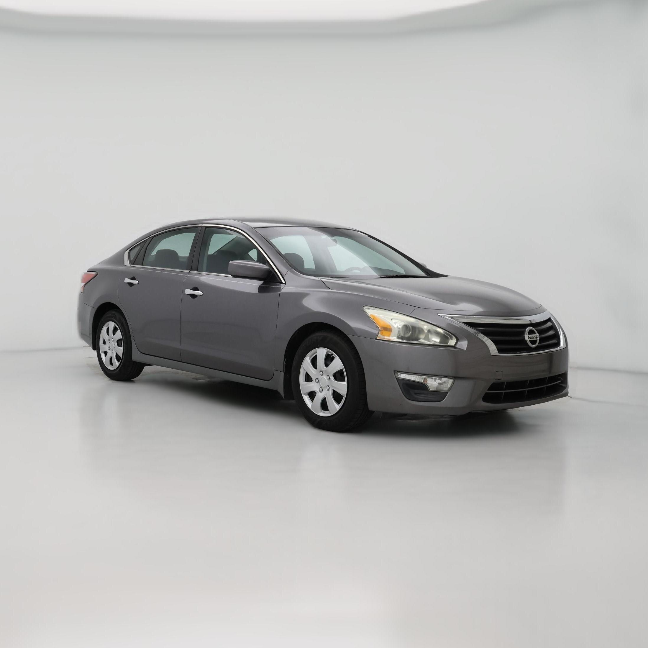 Thumbnail: 2015 Nissan Altima - 1