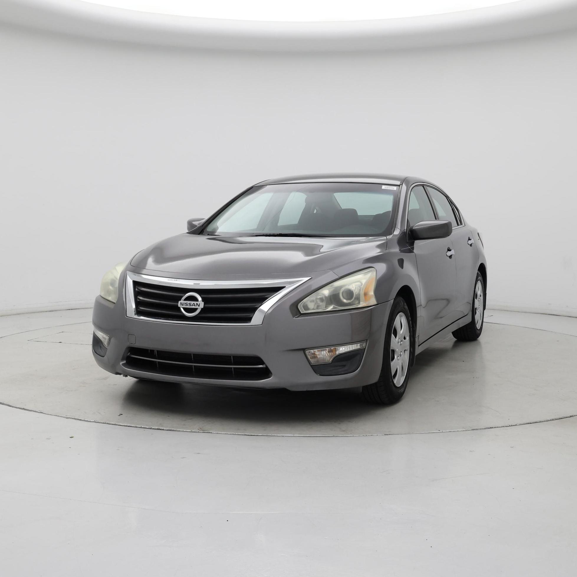 Thumbnail: 2015 Nissan Altima - 4