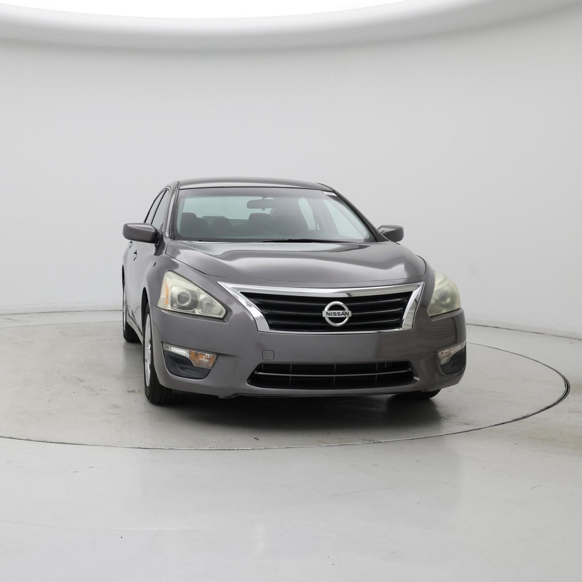 Thumbnail: 2015 Nissan Altima - 5