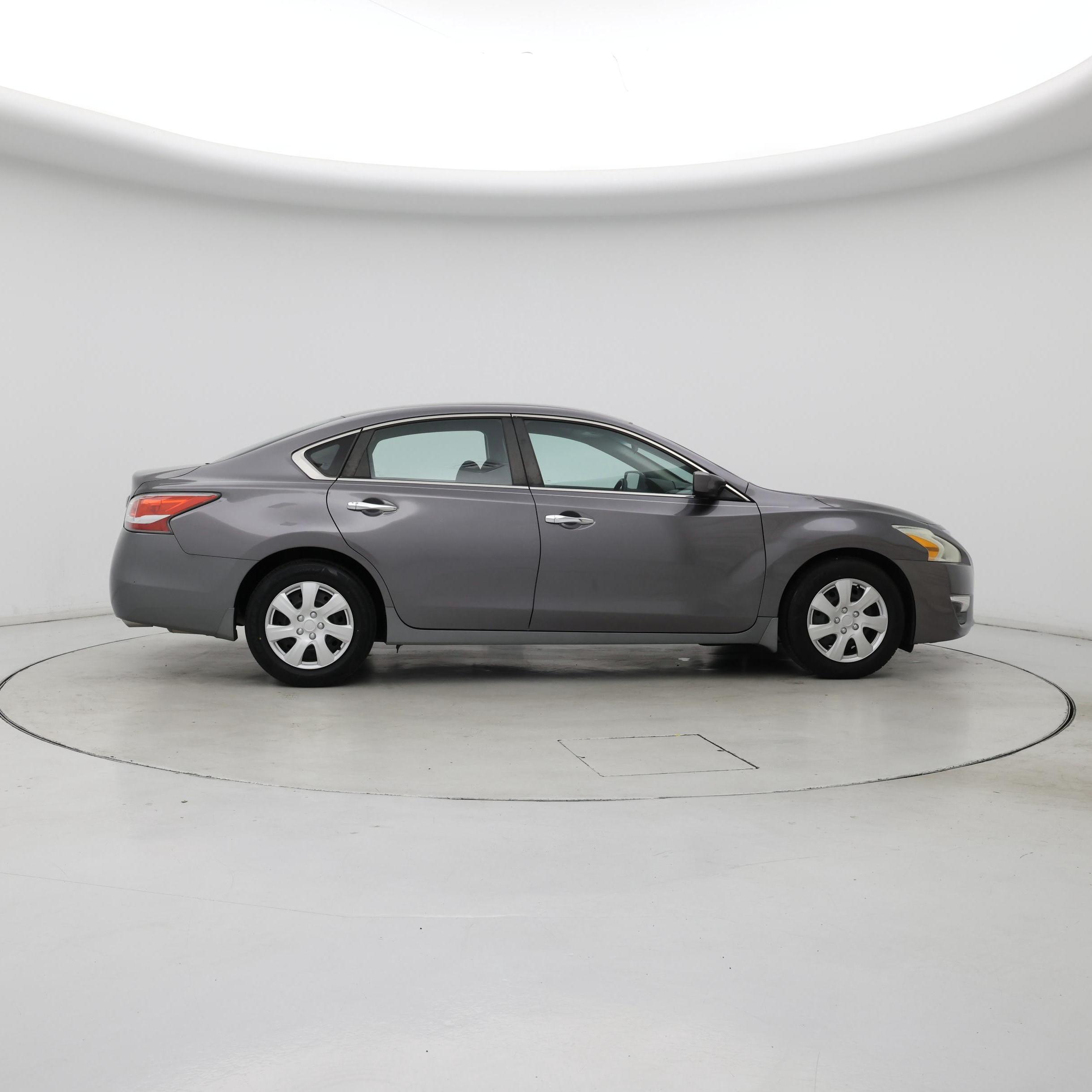 Thumbnail: 2015 Nissan Altima - 7