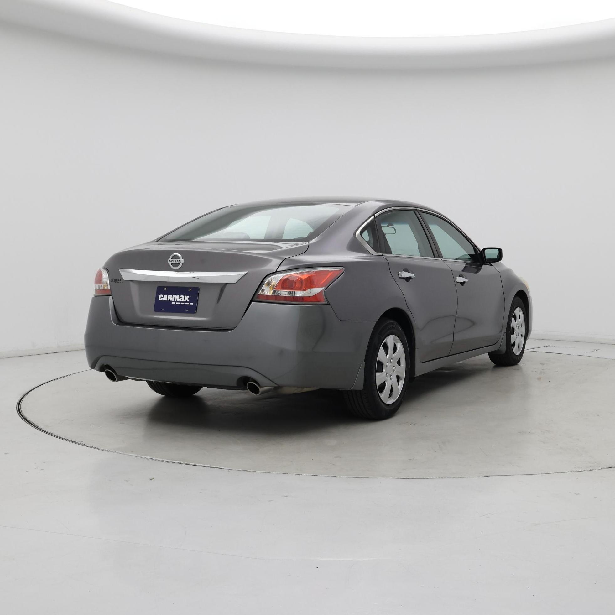 Thumbnail: 2015 Nissan Altima - 8