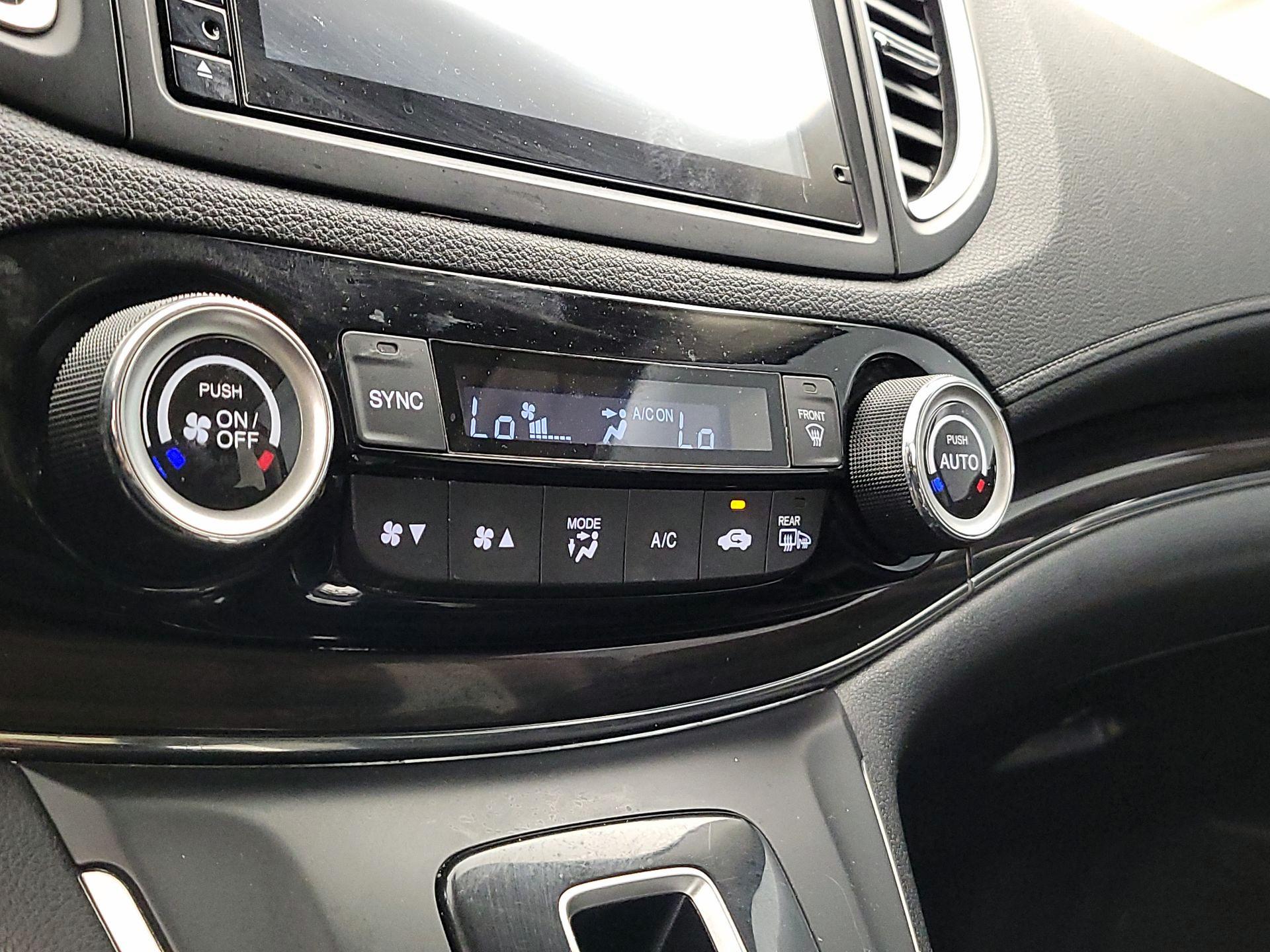 Thumbnail: 2016 Honda CR-V - 16